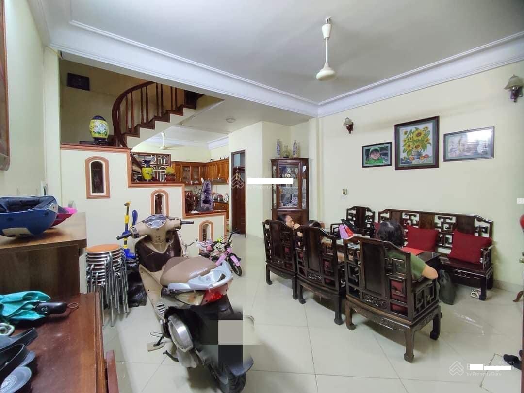 Bán nhà phố Kim Mã 60m2*MT6m - Lô góc - Phân lô - Ô tô tránh - Vỉa hè - Kinh doanh - 14 tỷ.