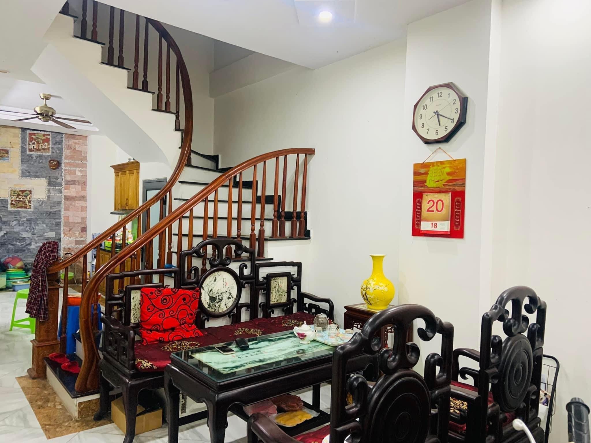 RẺ 3 THOÁNG! BÁN NHÀ CỰ LỘC – TX, 51.3M2*5T, Ô TÔ 15M, GIÁ CHÀO 5.5 TỶ CÓ TL.