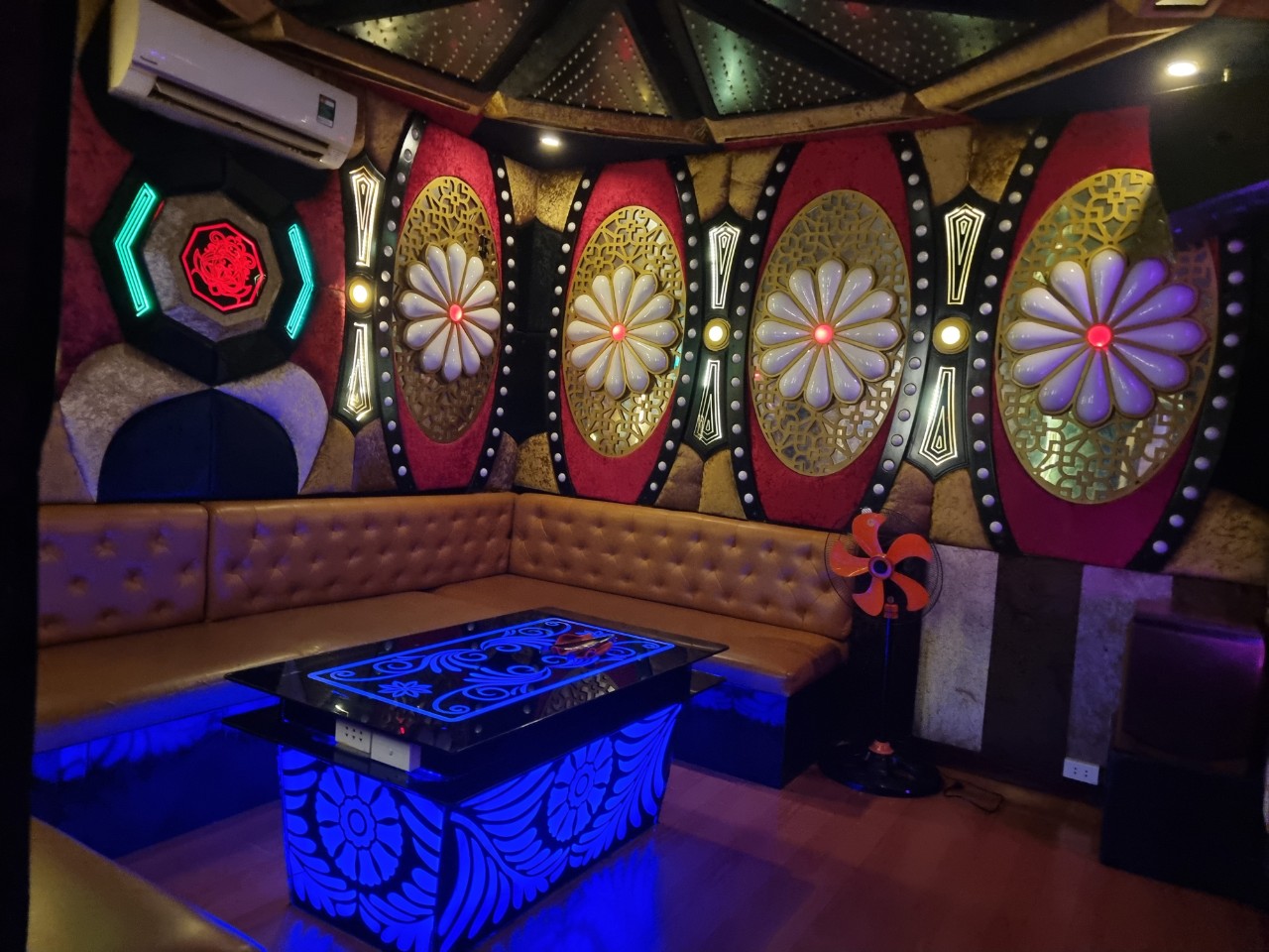 Chuyển nhượng quán karaoke trung tâm sài gòn