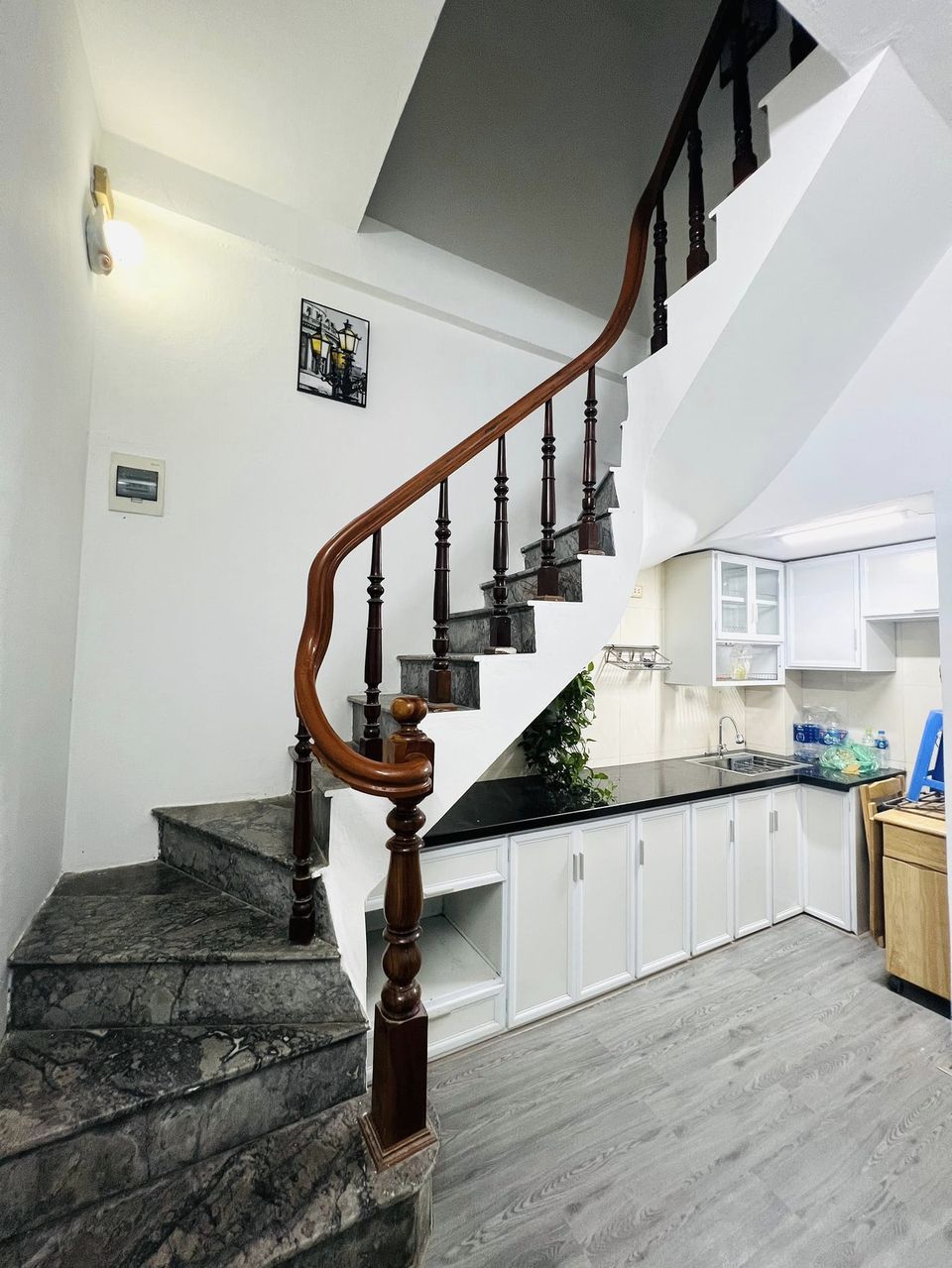 Bán nhà đẹp Trung Phụng Đống Đa 35m 5 tầng 2.8 tỷ