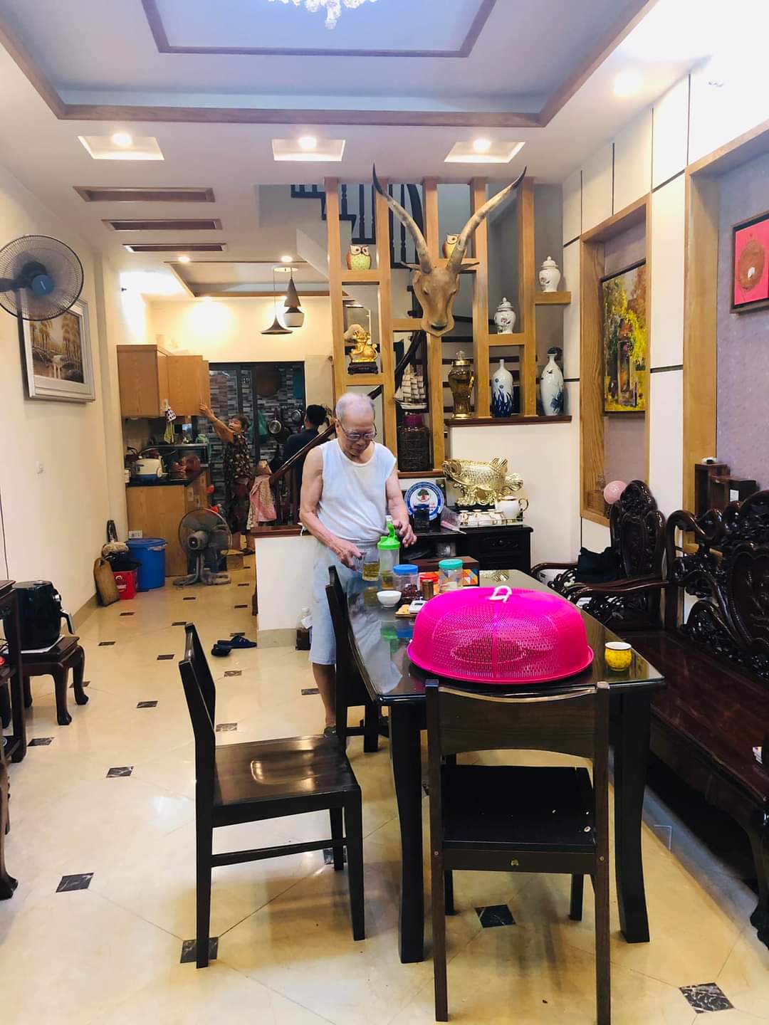 Ô TÔ VÀO NHÀ! BÁN NHÀ HOÀNG VĂN THÁI – TX, 42.1M2*4T, 2 THOÁNG, GIÁ 6.4 TỶ CÓ TL.