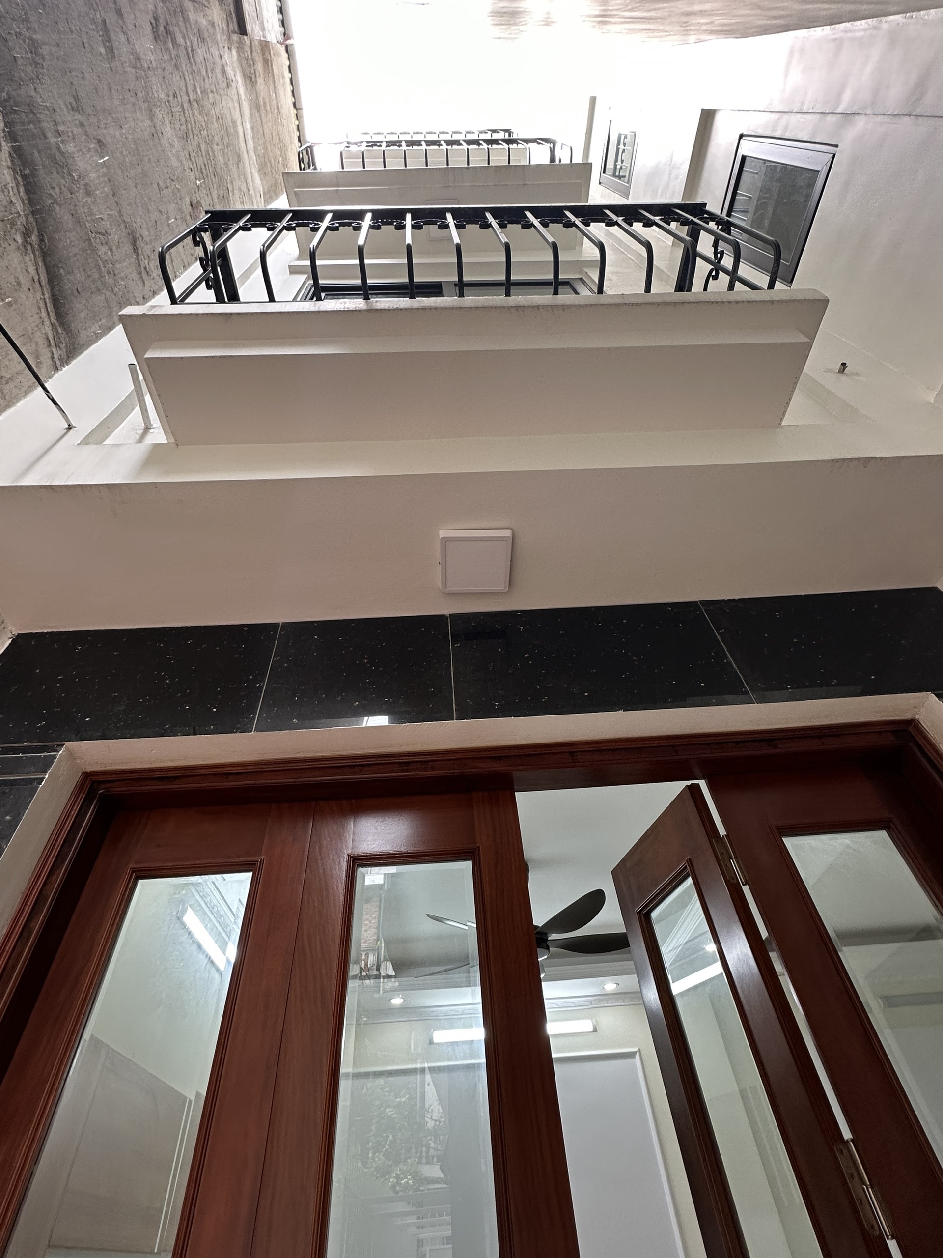 Bán nhà 5 tầng cực đẹp tại ngõ 349 Minh Khai - Hai Bà Trưng