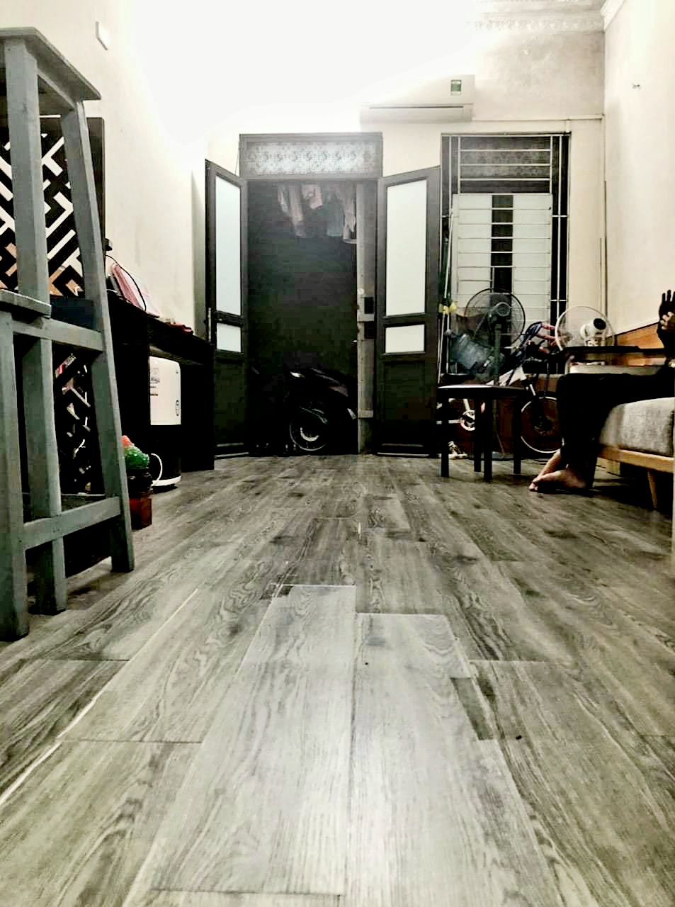 BÁN NHÀ TT TẦNG 1 CHỈ 1,28 TỶ - HỘ KHẨU NGHĨA TÂN CẦU GIẤY (389)