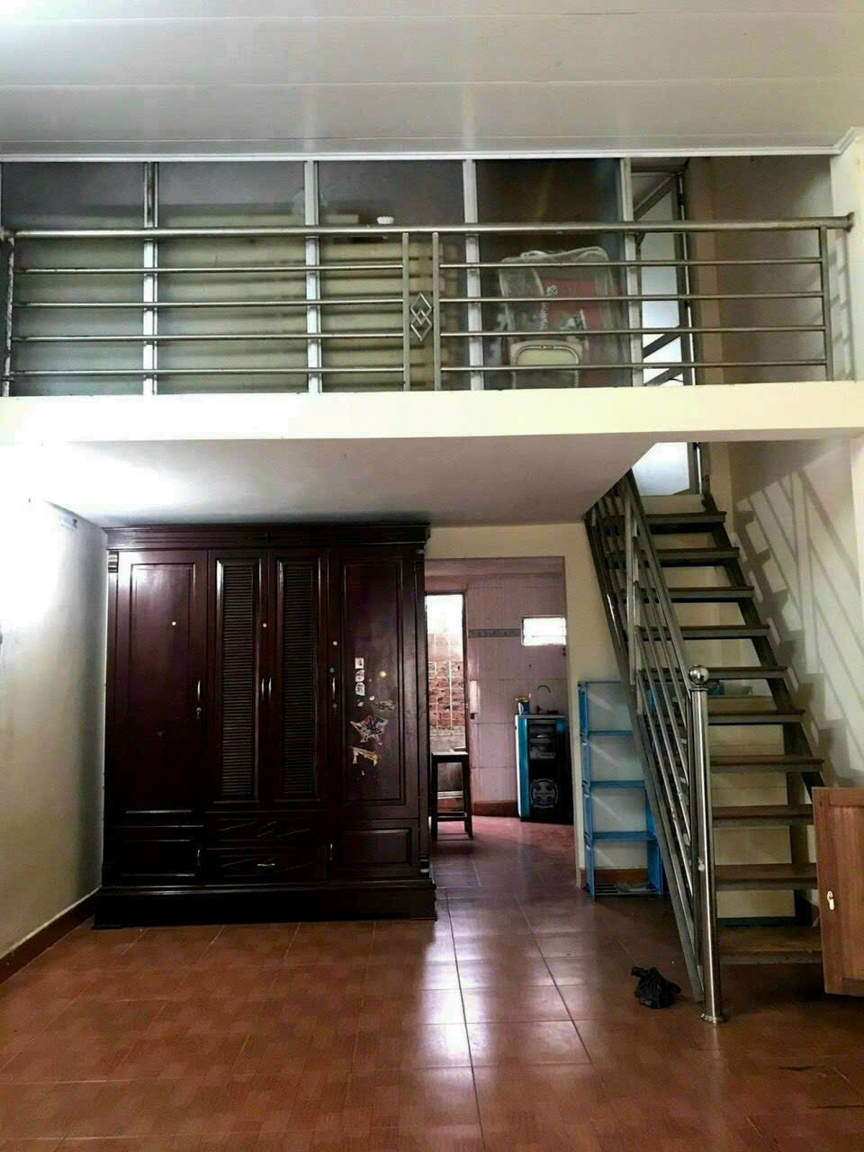 Nhà c4 gần trường tiểu học phương canh DT 38m2 giá tốt