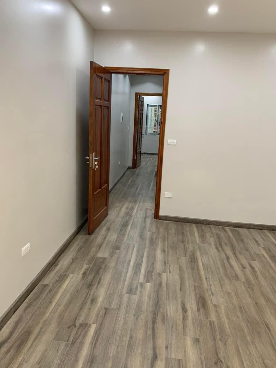 Bán nhà lô góc, ô tô đỗ cửa Tô Vĩnh Diện, Thanh Xuân 56m 4 tầng 6.3 tỷ