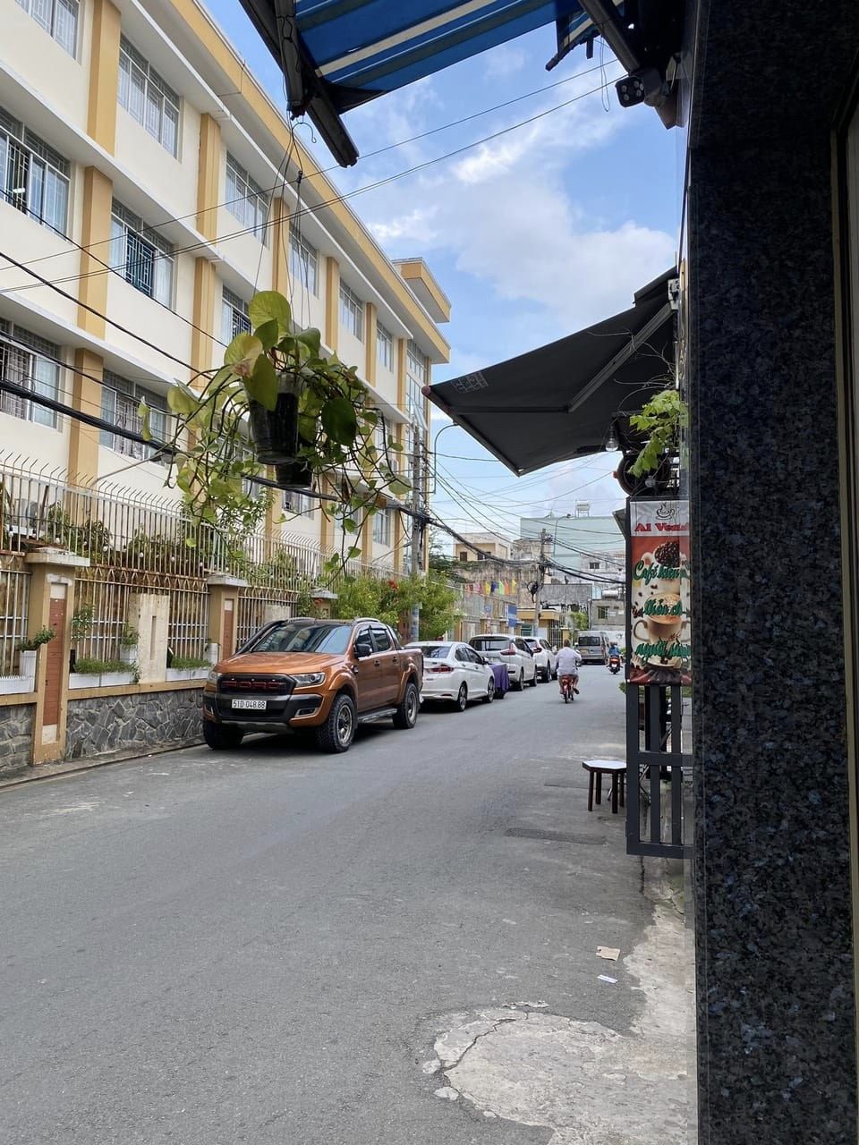 GIÁ CHÀO MỚI CHỈ CÒN 5.4 TỶ - LÔ GÓC - MẶT TIỀN ĐƯỜNG - TRUNG TÂM Q.TÂN BÌNH - 32M2.