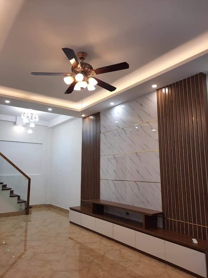 Bán nhà 132m2 phố Âu Cơ, Tây Hồ Gara Ô tô thông Kinh doanh vô đối 17.1 Tỷ.