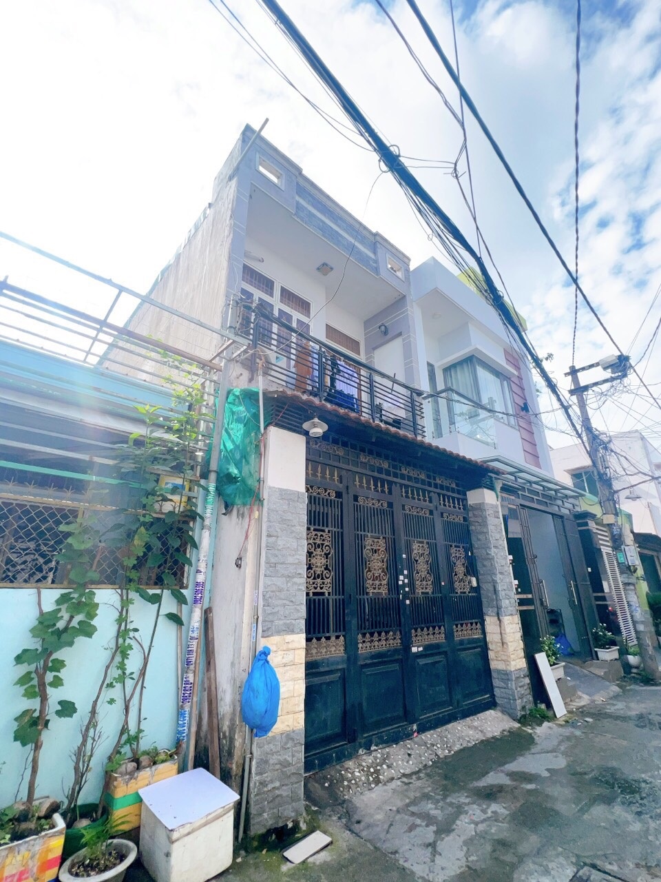 Bán nhà hẻm xe hơi đường Lê Đình Thám,DT:4x17m đúc 1 lầu giá 6.3 tỷ