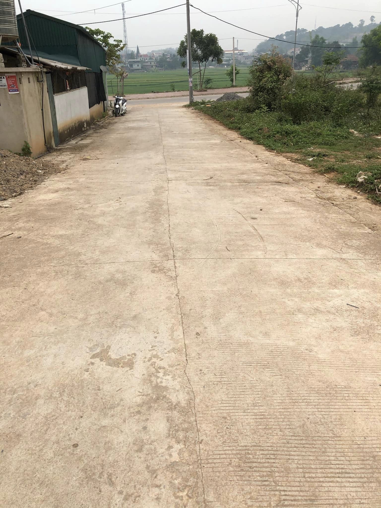 Bán đất tại ngã tư Pom Loi, phường Nam Thanh