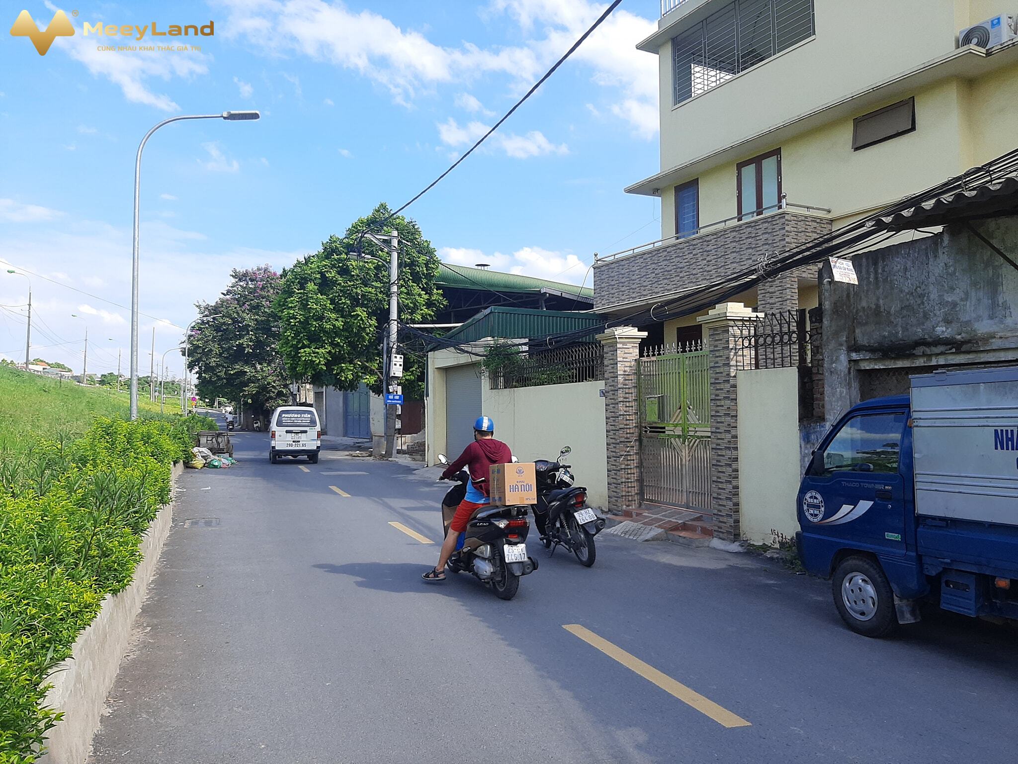 BÁN NHÀ MẶT PHỐ NGUYỄN KHOÁI QUẬN HAI BÀ-LÔ GÓC-MẶT TIỀN RỘNG-CHO THUÊ-90M 11xTỶ