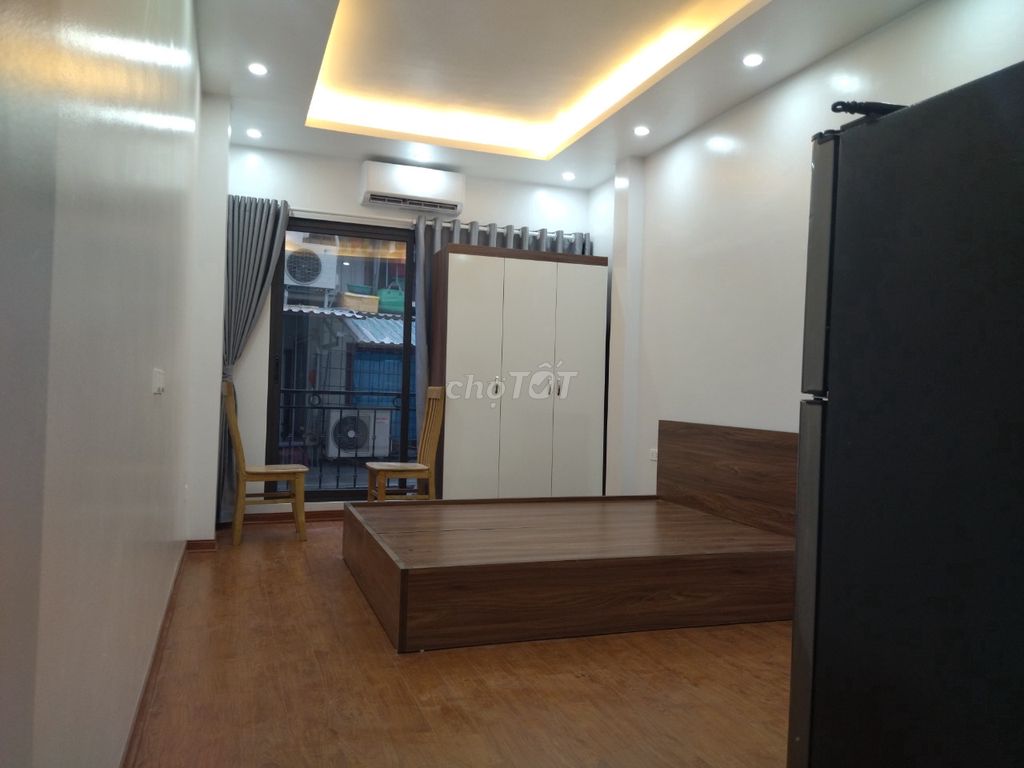 Cho thuê phòng trọ 30m2 phố Đoàn Thị Điểm, Đống Đa