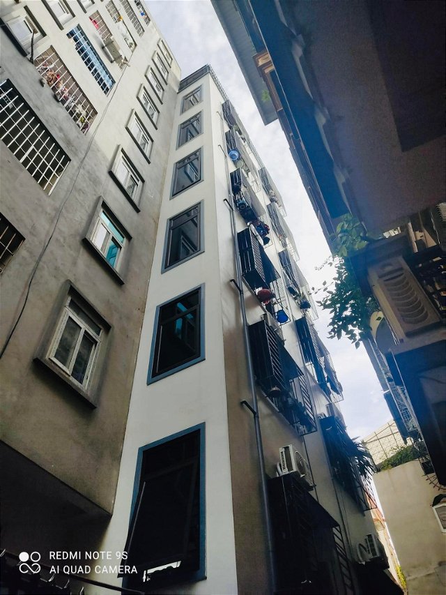 Bán CCMN - Đường Thịnh Quang, Q. Đống Đa - 144m2 9 tầng thang máy - 30p - Dòng tiền 140tr/tháng