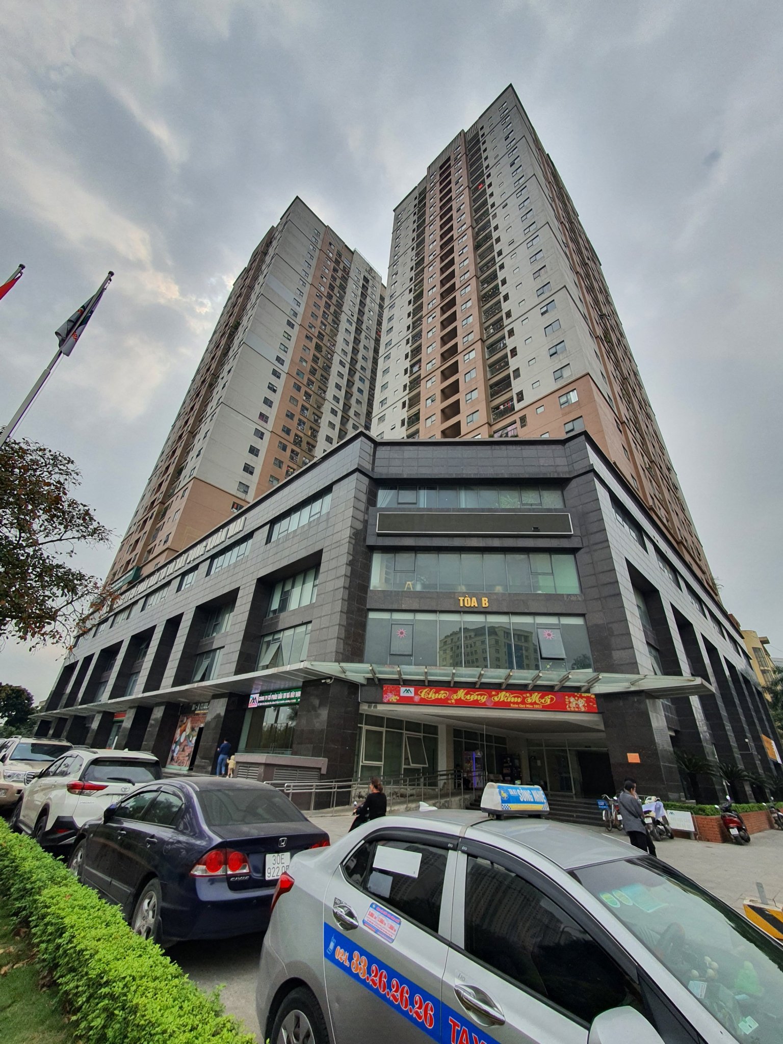 Bán văn phòng giá rẻ tòa Xuân Mai Tower, Tô Hiệu, Hà Đông, giá 18tr/m2, sổ hồng lâu dài