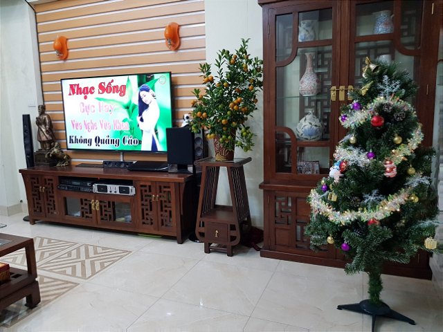 TT CẦU GIẤY - 50M Ô tô tránh - Nhà Đẹp Ngõ thông thoáng - Giá 5.3 tỉ