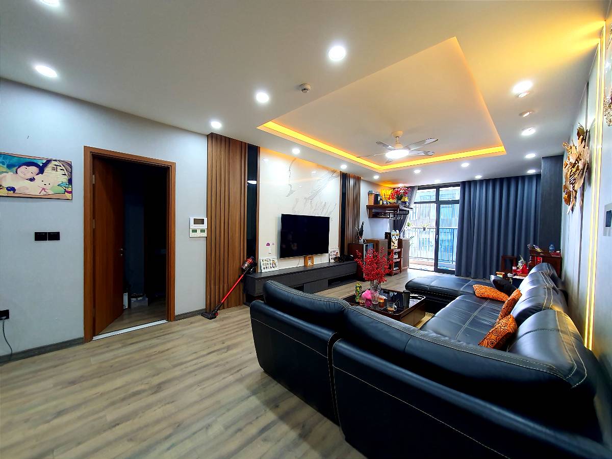 BÁN NHÀ PHỐ LÊ ĐỨC THỌ: 72m2, 8 tầng, ôtô Matis vào, thu về trên 90tr/tháng.