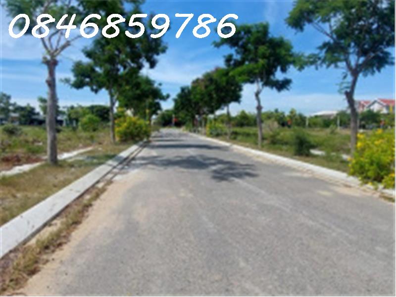 BÁN ĐÁT LÔ GÓC,152M2,MT 8M,KD ĐỈNH,NHỈNH 2 TỶ,SÔNG CÔNG THÁI NGUYÊN