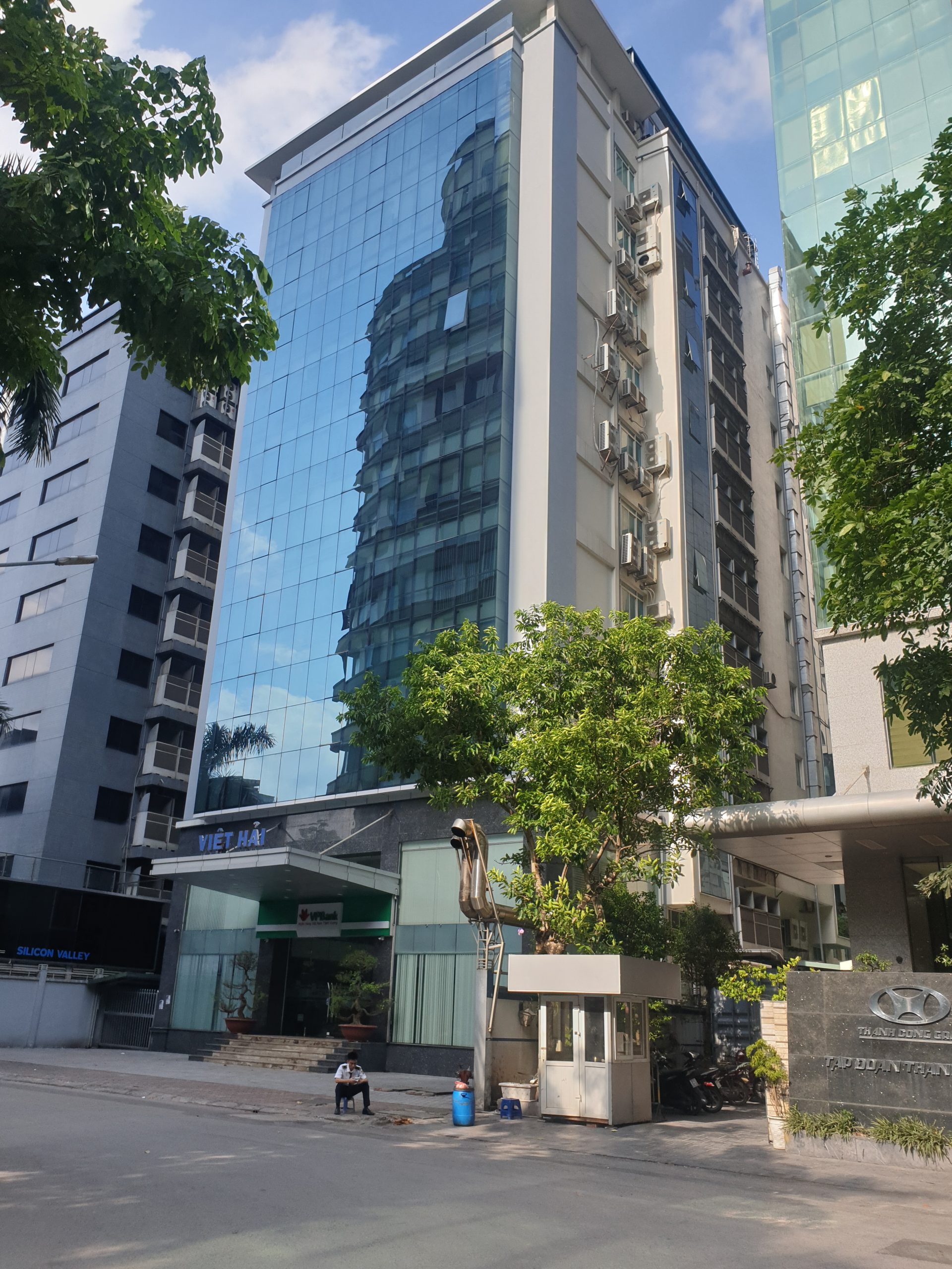 196 Tỷ/ Bán Toà Nhà Phố Duy Tân - Q. Cầu Giấy.