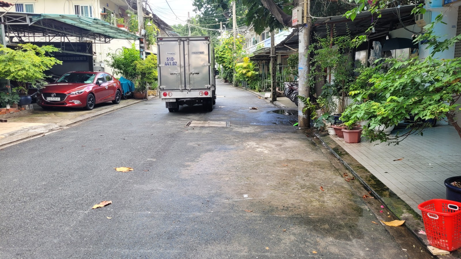 Hẻm xe tải ,oto ngủ trong nhà rẻ nhất Phú Nhuận 67m2- 2phòng ngủ,sổ vuông A4 chỉ 4 tỉ GIÁ RẺ PHÚ NHUẬN GẦN SÂN BAY, ÔTÔ TRÁNH ĐẬU CỬA VÀO