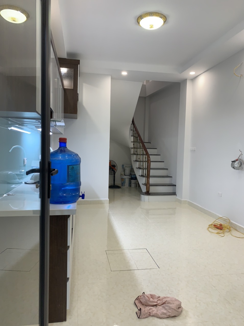 Chính chủ bán nhà nghách 26 ngõ Đình Đông không có nhu cầu ở muốn bán.