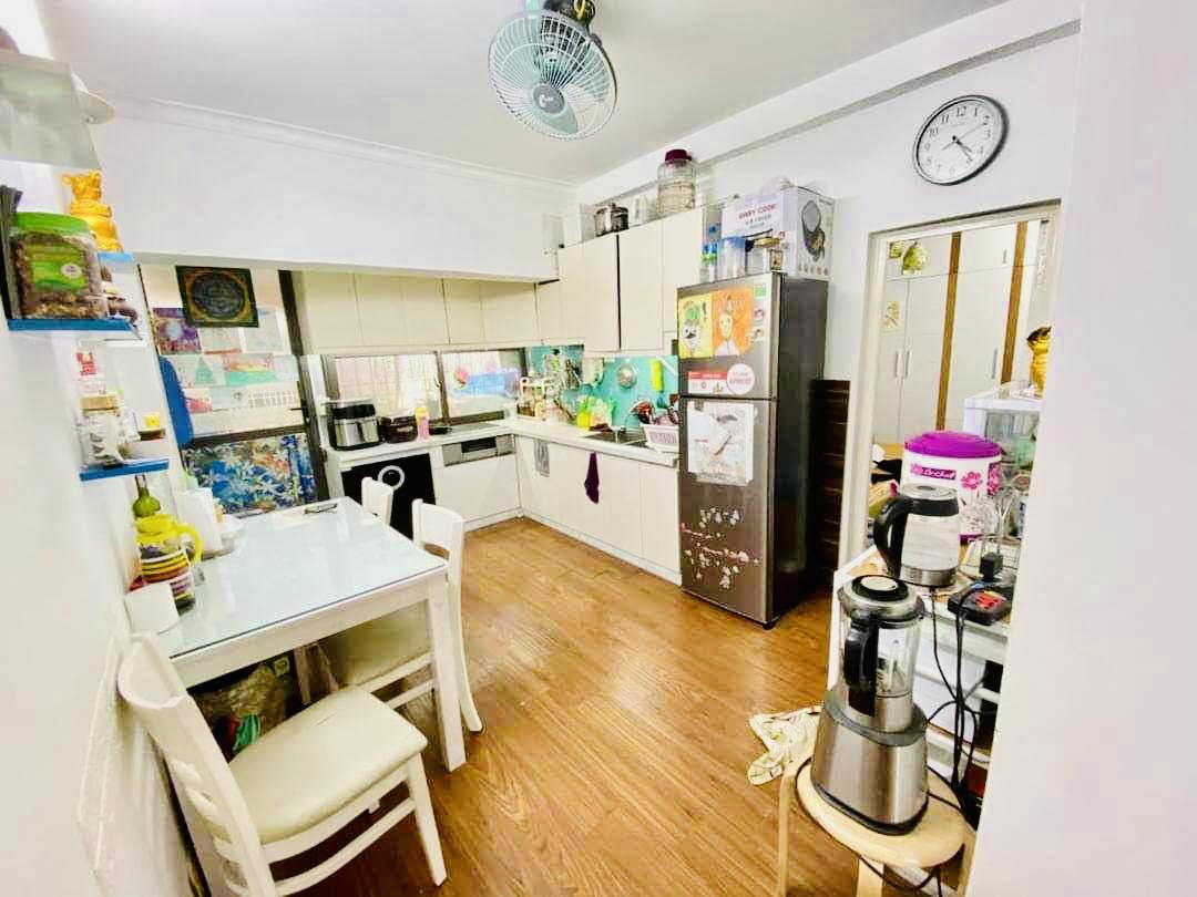  90m2