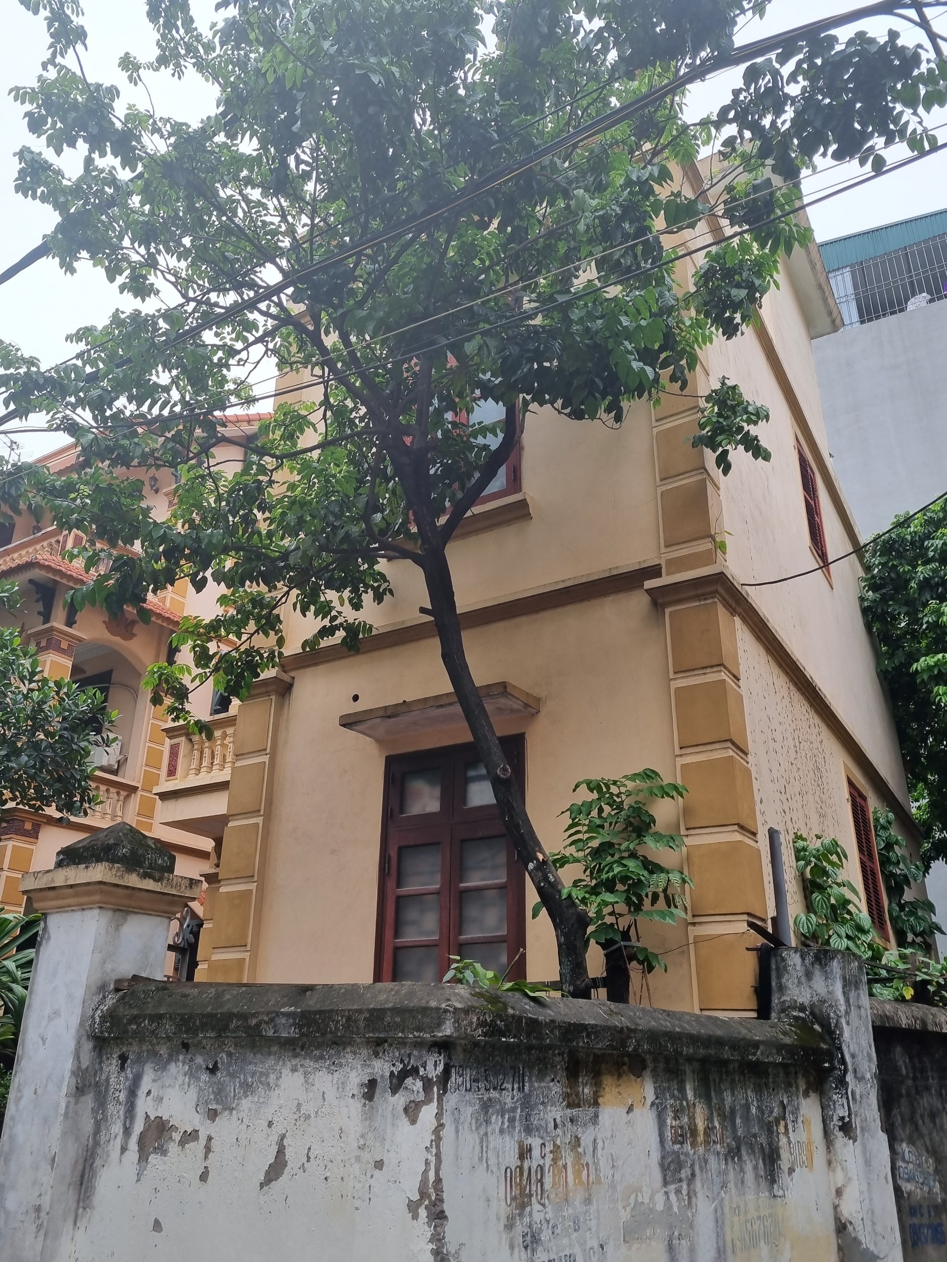 TIN MỚI!!! NHÀ TRONG NGÕ ĐƯỜNG ĐÊ LA THÀNH 3 tầng; 71m2 CÓ GIÁ 6,8 TỶ..