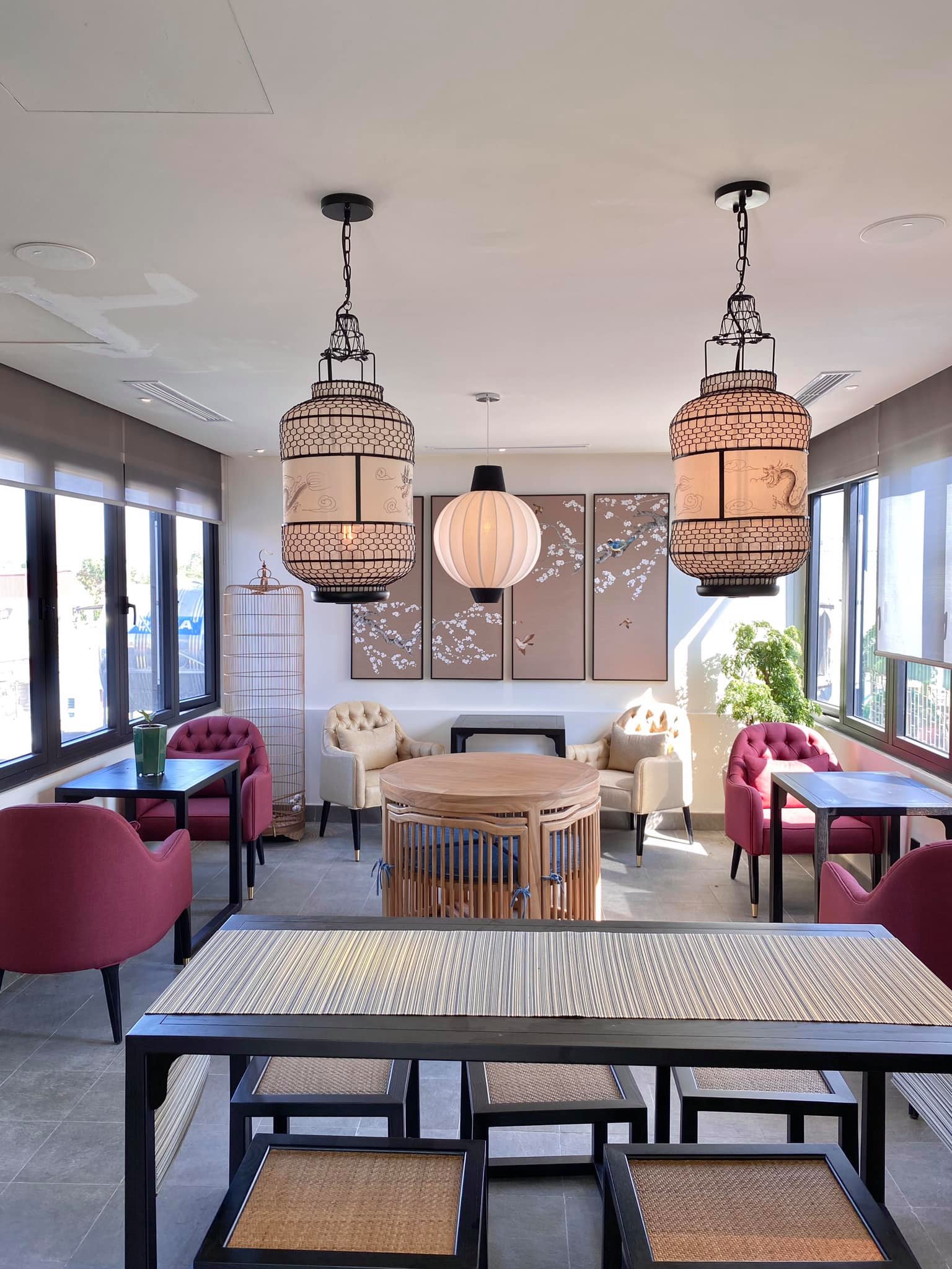 Bán Tòa căn hộ 205m2 phố Đội Cấn, Ba Đình Gara Ô tô Thang máy Dòng tiền 3 tỷ/năm Giá 42.4 Tỷ