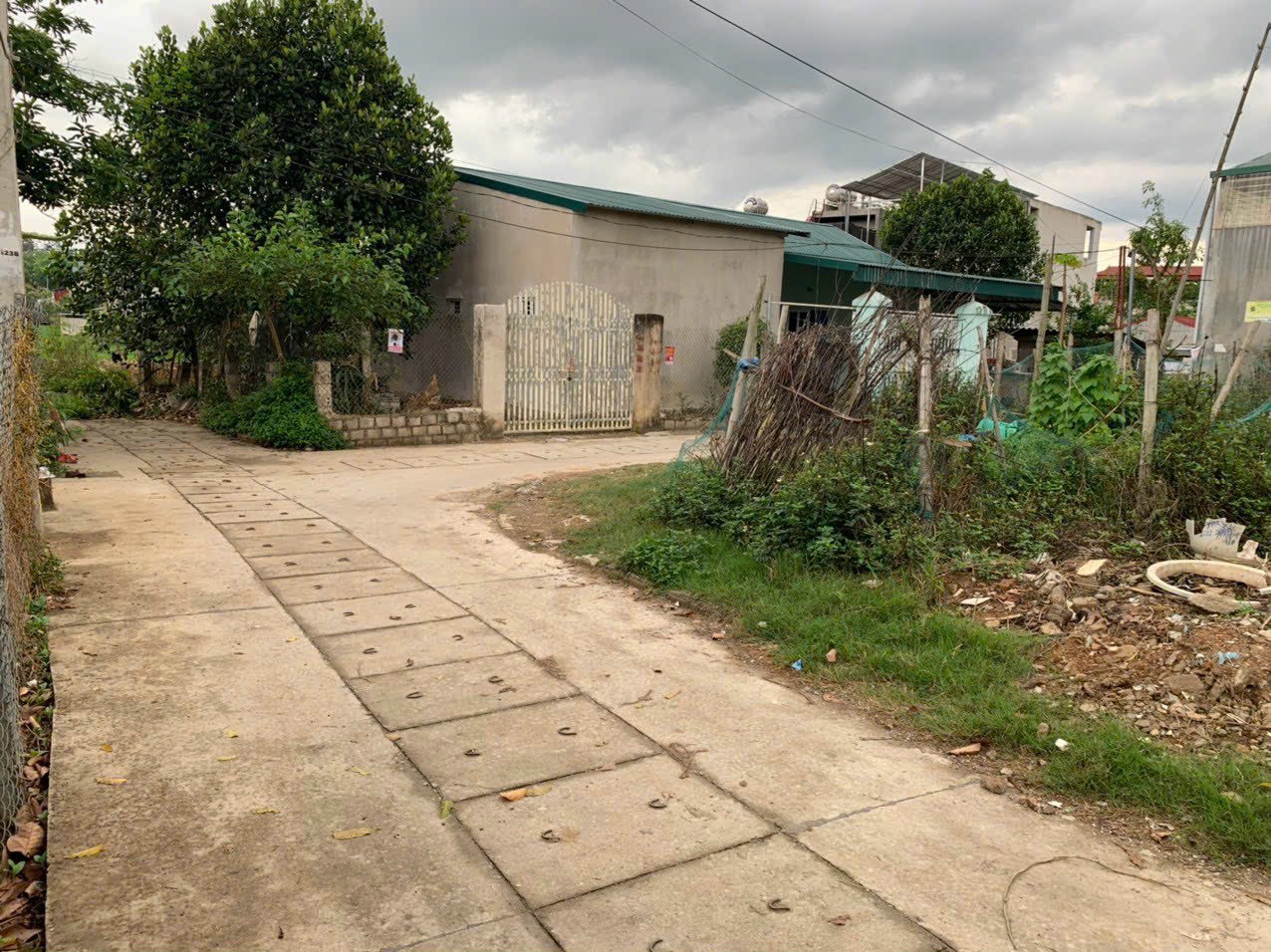 Em có mảnh đất tại đội 5 Pom La cần b.án gấp