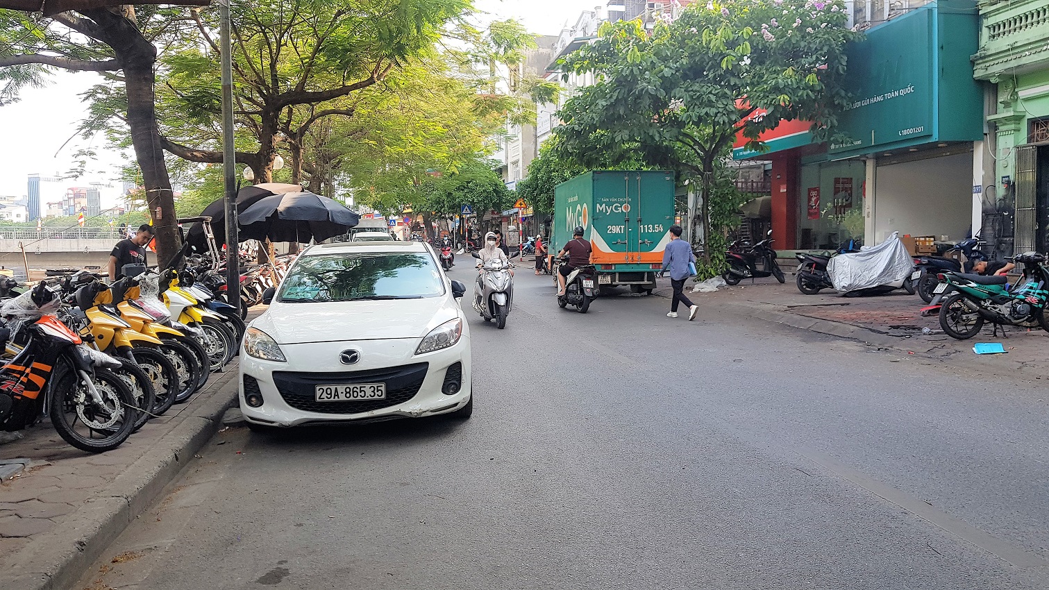 BÁN NHÀ PHỐ NGUYỄN KHANG, CẦU GIẤY. Hè 4+4m, 3 OTO TRÁNH, MẶT SÔNG. DT60m2 x MT4.6m x 4T 19.9Tỷ