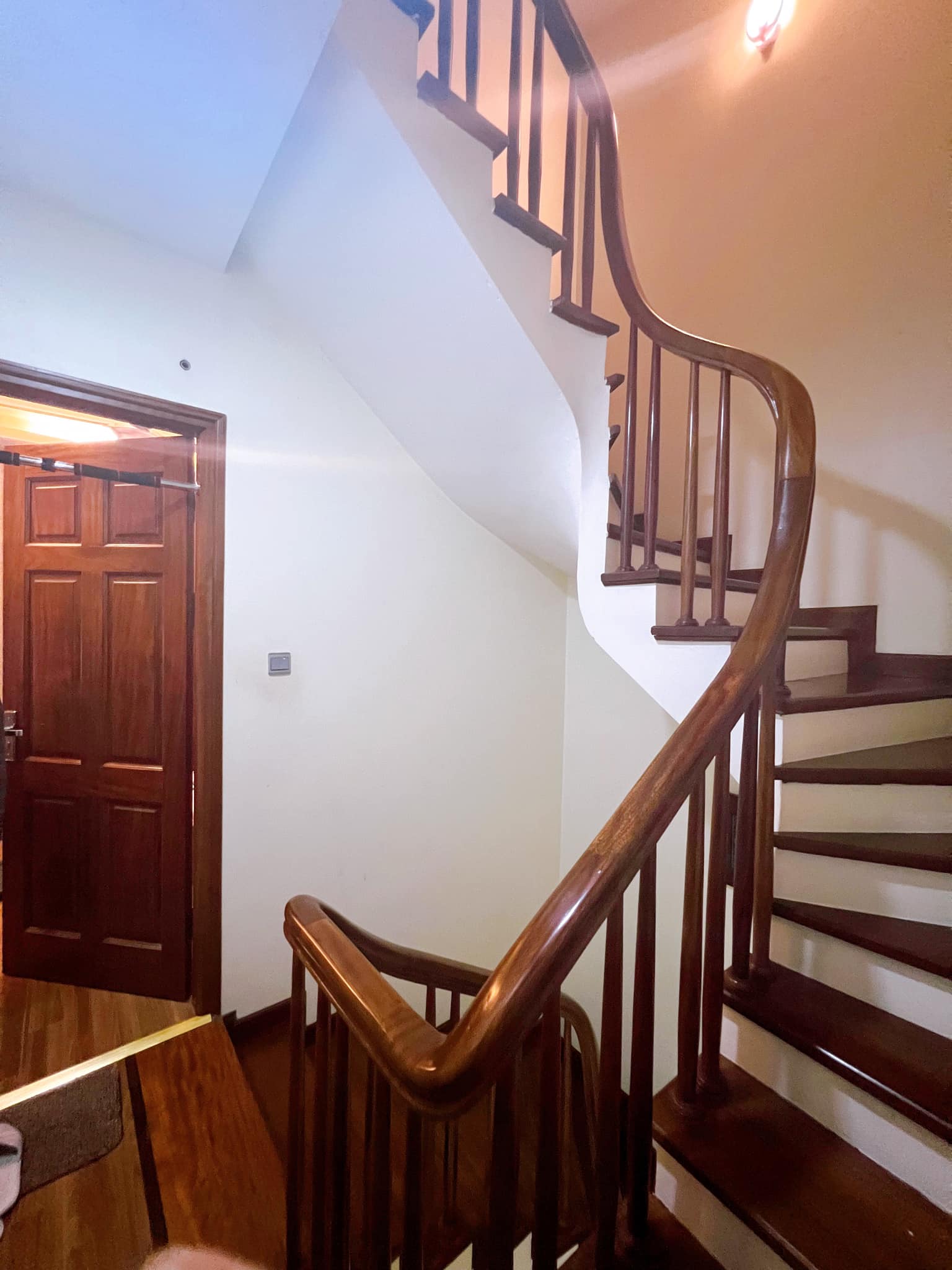 Bán nhà 45m2 F361 An Dương, Tây Hồ Thang máy Nhập Gara Ô tô Kinh doanh 7.5 Tỷ