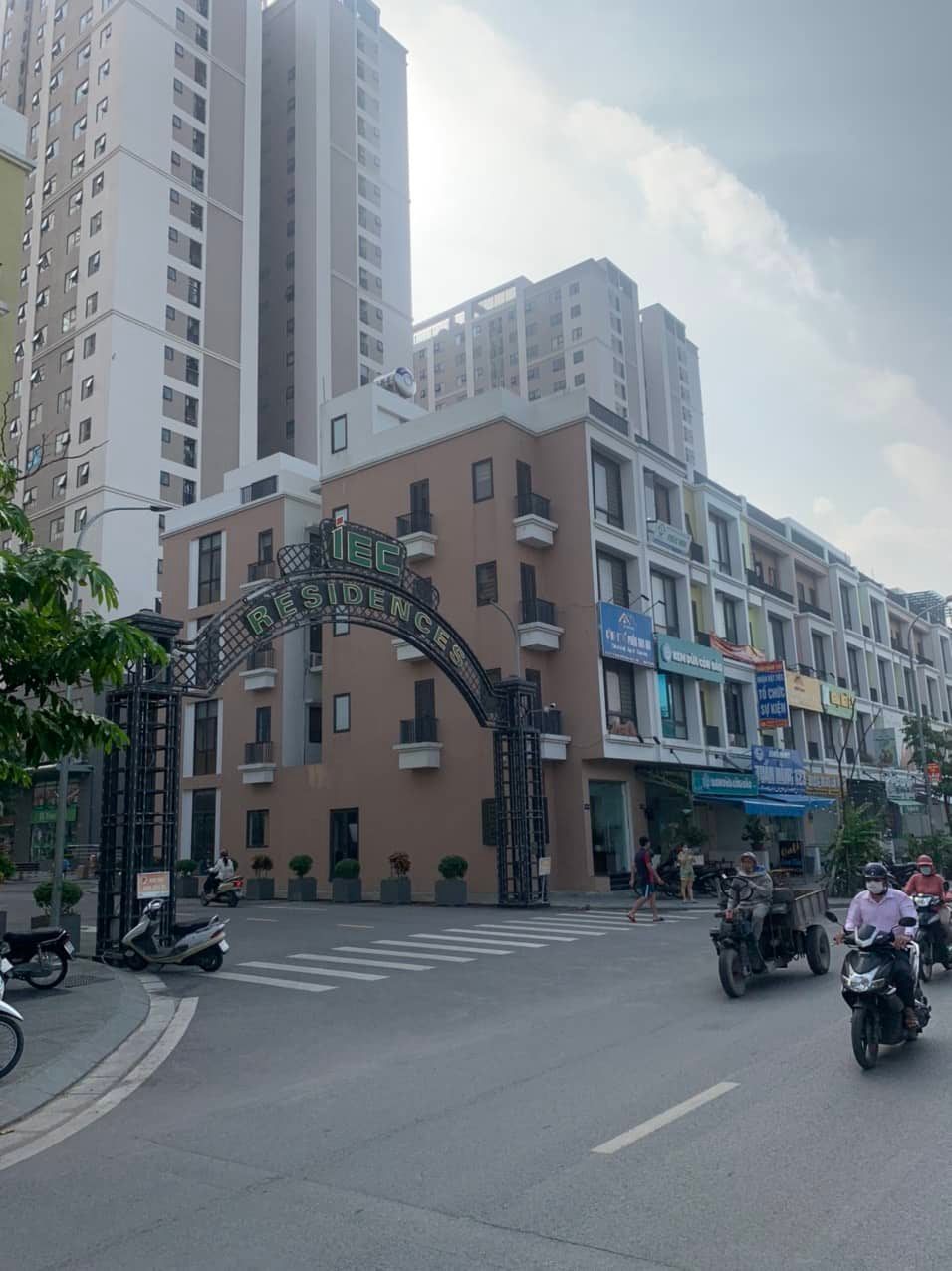60m2