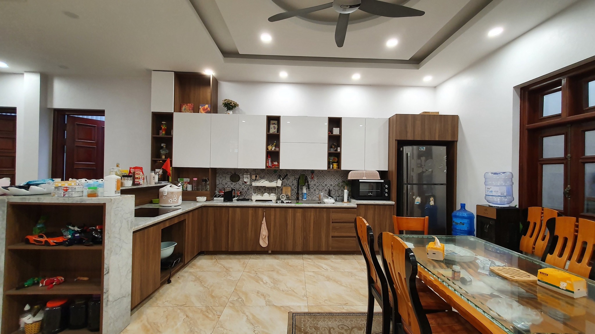 Bán nhà 77m2 phố Hồng Tiến, Long Biên Gara Ô tô phi Thang máy XỊN Đẳng cấp Châu Âu Giá 12.2 Tỷ