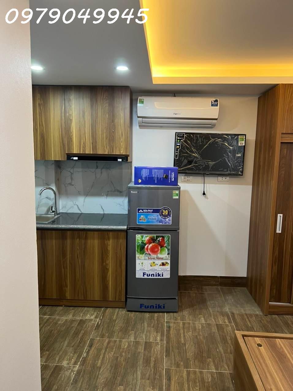 BÁN NHÀ TRỌ NGUYỄN ĐÌNH HOÀN, LÔ GÓC, THANG MÁY, 85 TRIỆU/THÁNG, GIÁ 9.5 TỶ