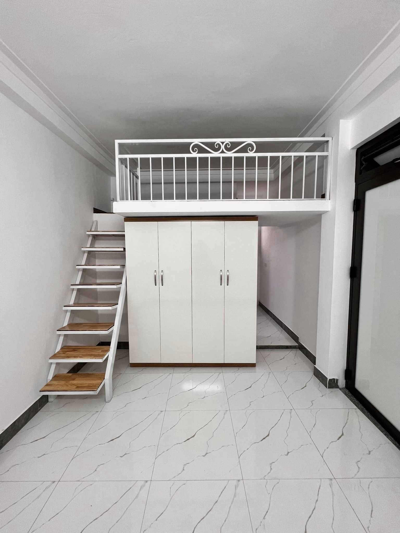 70m Mặt Tiền 4.1m Nhỉnh 6 Tỷ Phố Nguyễn Văn Huyên Cầu Giấy. Trị Trí Đẹp Giá Đầu Tư. Gần Nhiều Trường Đại Học. Chủ Cần