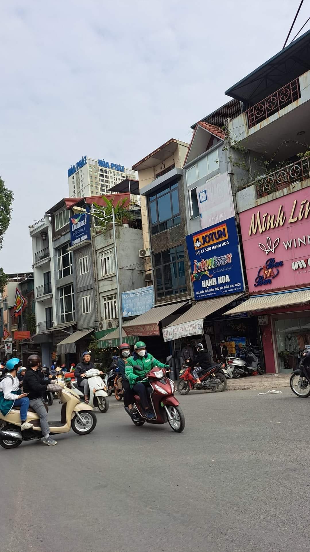 Bán nhà phân lô Ngõ Tự Do,DT 71m x 5 tằng, mặt ngõ ô tô tránh.