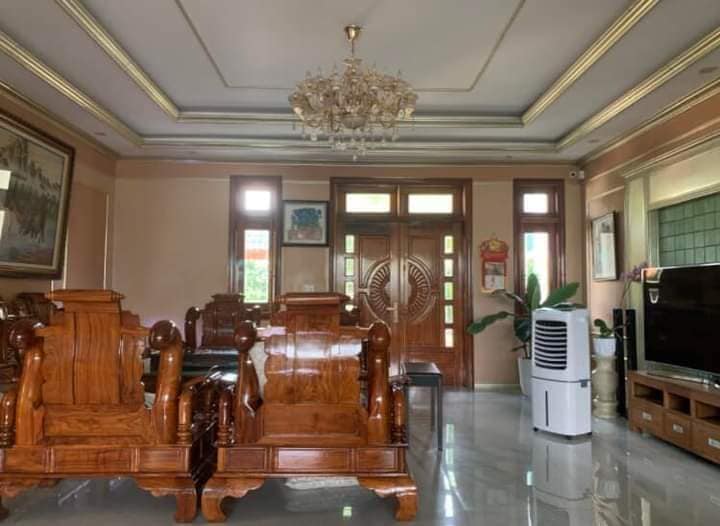 Bán nhà 2 tầng kiên cố đổ 2 mái tại đội 5, Pom La