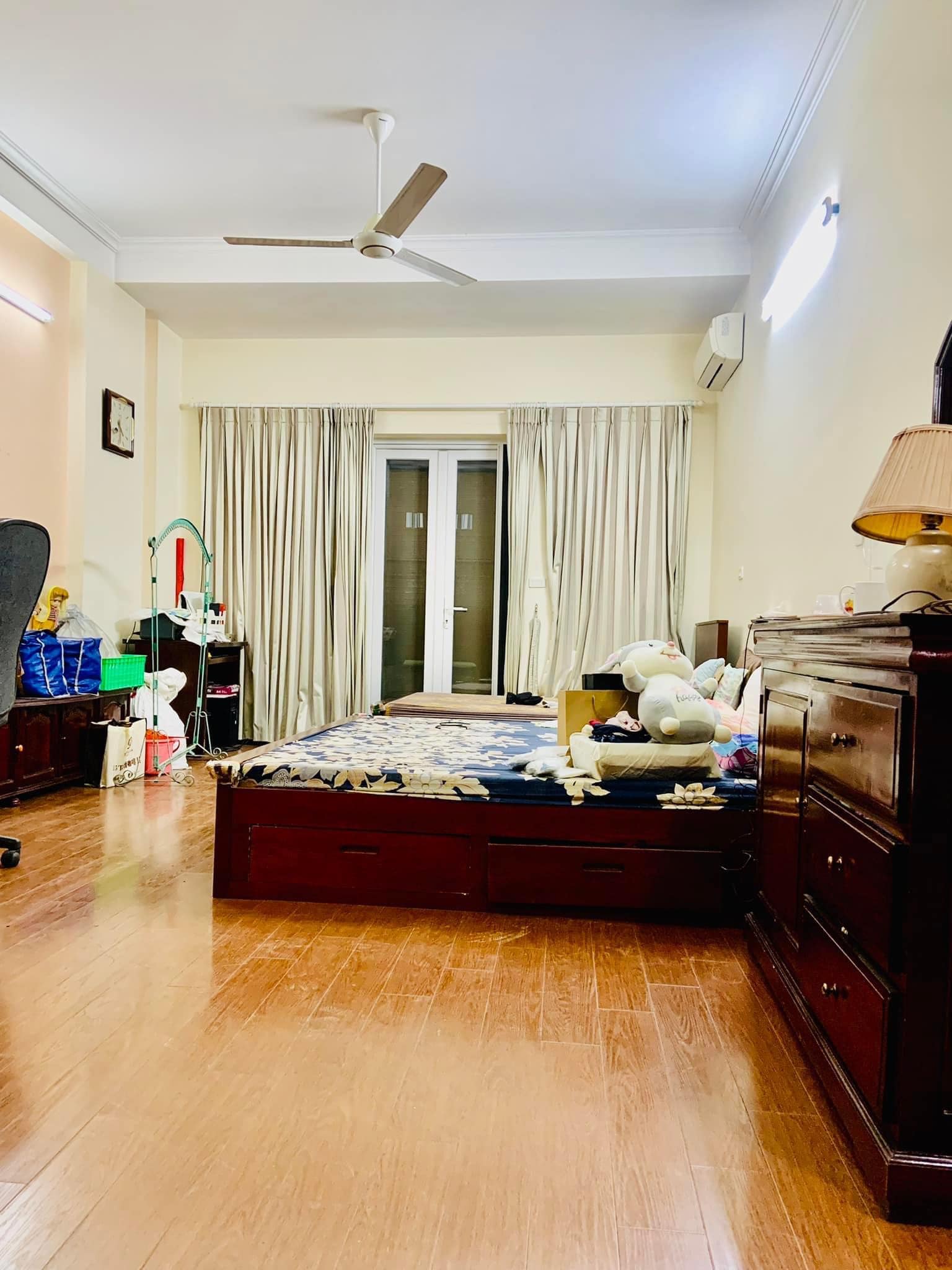 82m Mặt Tiền 5.3m Phố Nguyễn Phong Sắc Trung Tâm Quận Cầu Giấy. Phân Lô Lô Góc 3 Thoáng Vỉa Hè Rộng Kinh Doanh Ngày