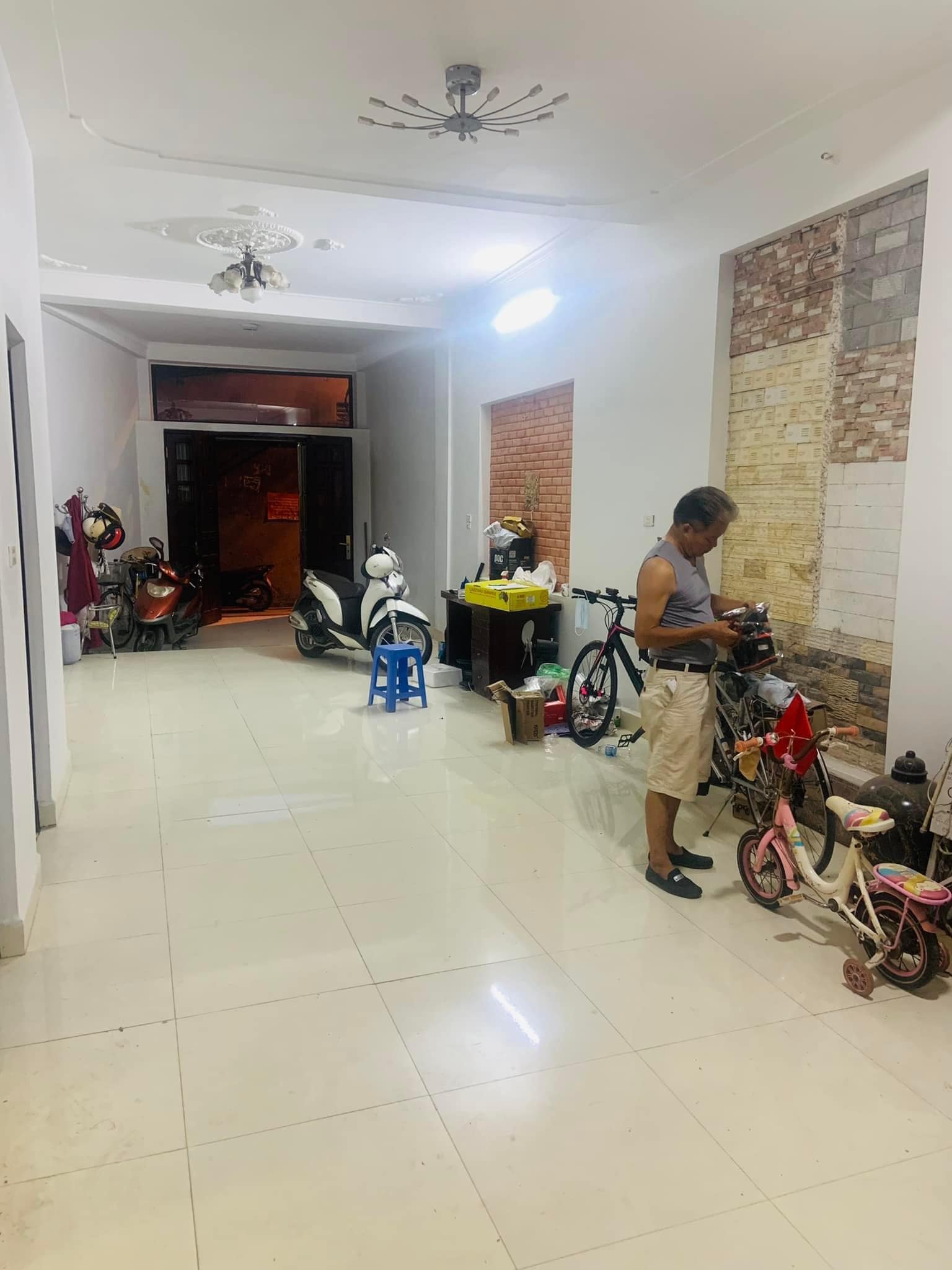 50m 5 Tầng Mặt Tiền 4.5m Giá Nhỉnh 11 Tỷ Trung Tâm Quận Cầu Giấy. Nhà Phân Lô Ô Tô Tránh. Chủ Cần Bán Gấp