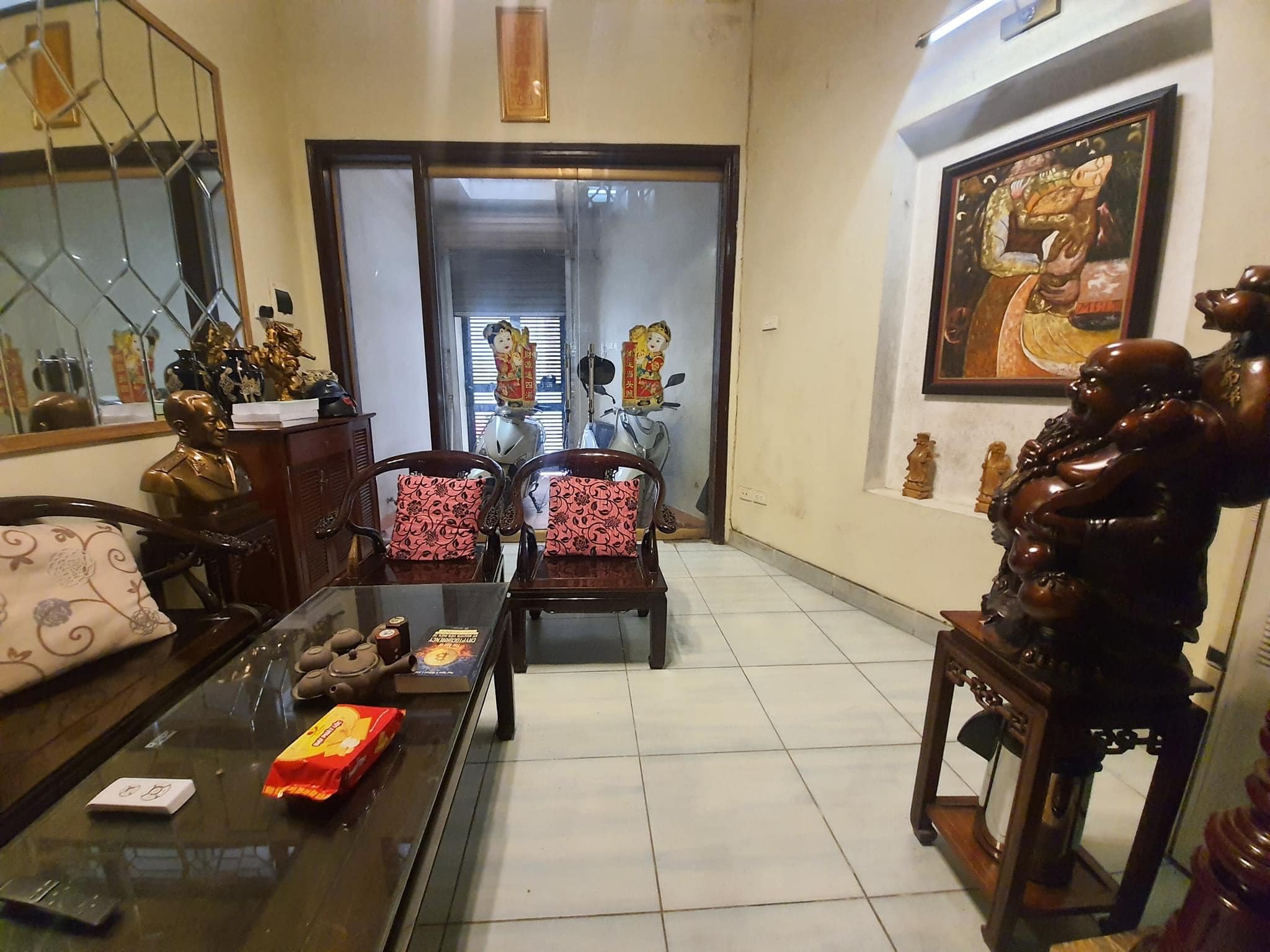 70m 5 Tầng Mặt Tiền 4.4m Trung Tâm Quận Cầu Giấy. Phân Lô Bộ Công An Dân Trí Cao An Ninh Tuyệt Đối. 2 Mặt Trước Sau Đều