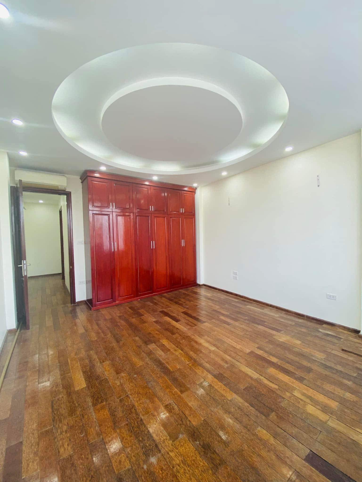 60m Mặt Tiền 4.2m Nhỉnh 11 Tỷ Trung Tâm Quận Cầu Giấy. Ô Tô Tránh. Vị Trí Đắc Địa. Kinh Doanh Hay Xây Tòa Nhà Đầu Tư