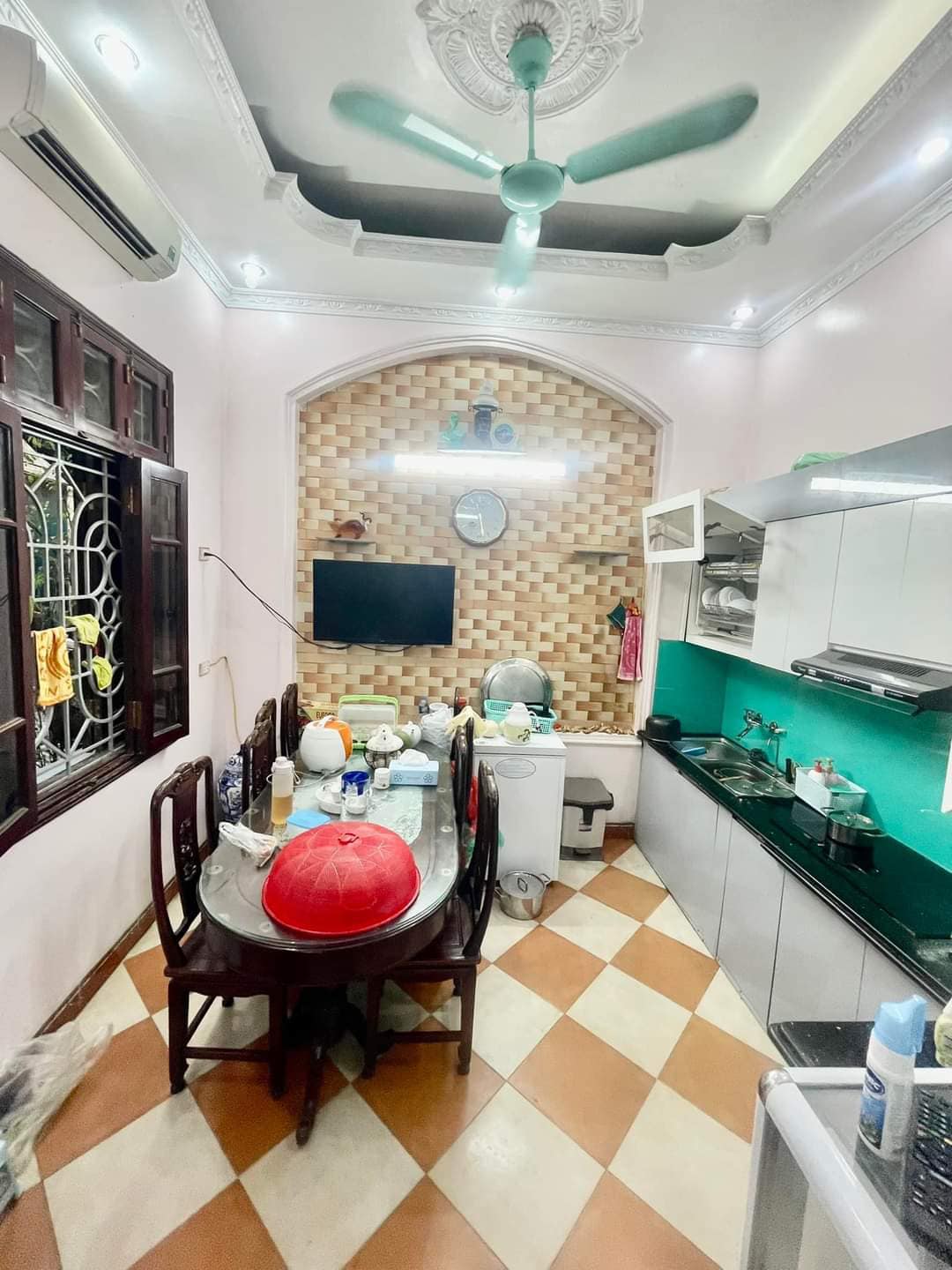 87m Mặt Tiền 5.1m Nhỉnh 7 Tỷ Phố Nguyễn Đình Hoàn Cầu Giấy. Chủ Bán Đất Tặng Nhà. Đầu Tư Xây Chung Cư Mini Dòng Tiền