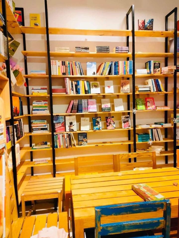 BÁN ĐẤT SẴN NHÀ 3 TẦNG LẠC LONG QUÂN, CẦU GIẤY - DIỆN TÍCH 70M2 - PHÂN LÔ - CẦU GIẤY - SÁT PHỐ - VUÔNG VẮN - 2M RA Ô TÔ