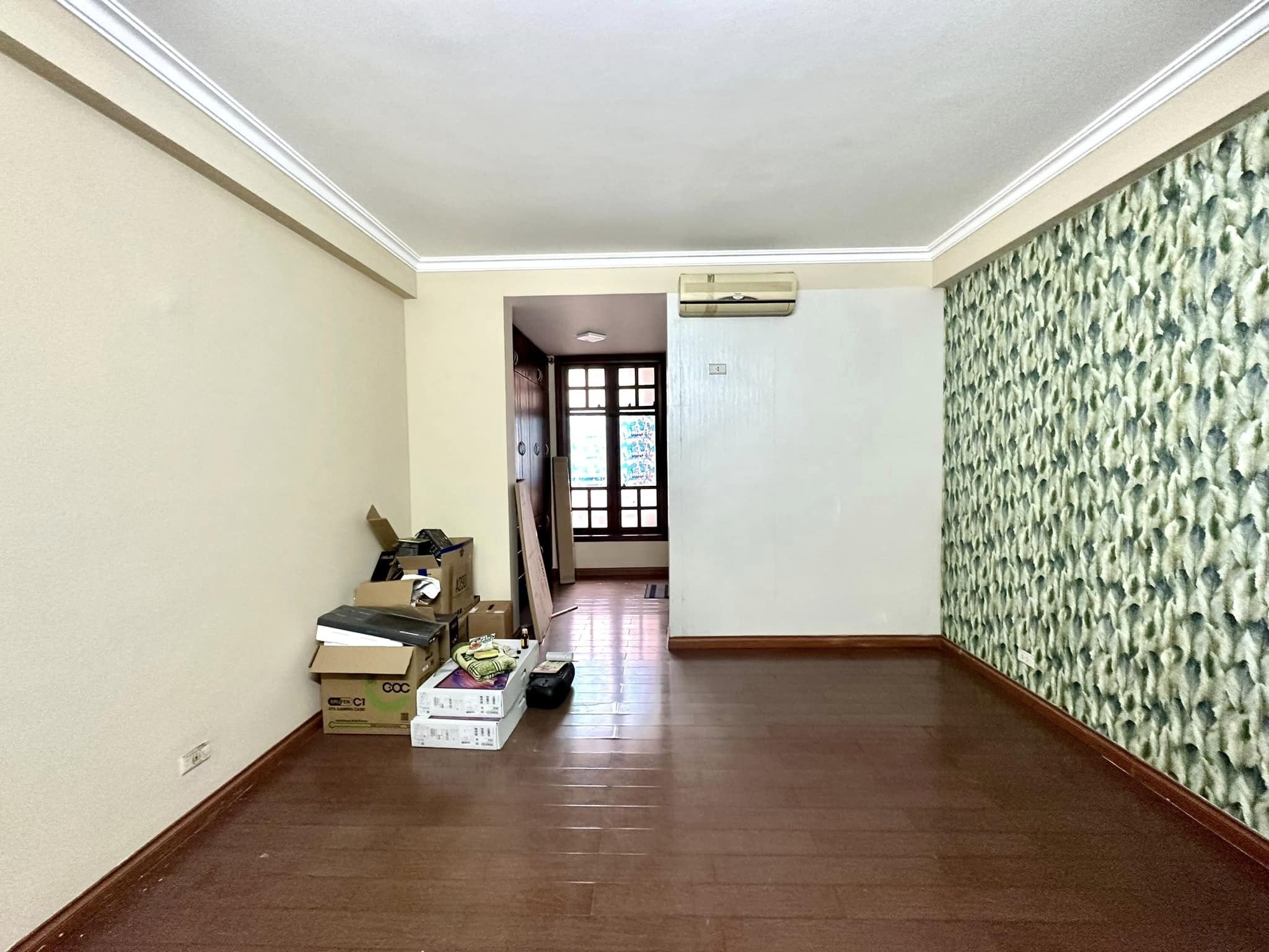 Bán Nhà Mặt Phố Cổ Linh Lô Góc 130M2 Mặt Tiền 6.7M 22 Tỷ-2 Mặt Thoáng