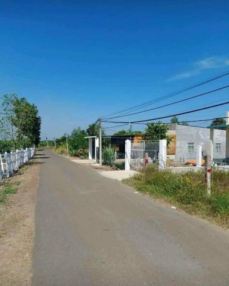 KẸT TIỀN BÁN GẤP (22x50=1.218M2) TRONG THÁNG, 195TR, SHR, SÁT BÊN KCN, QUỐC LỘ