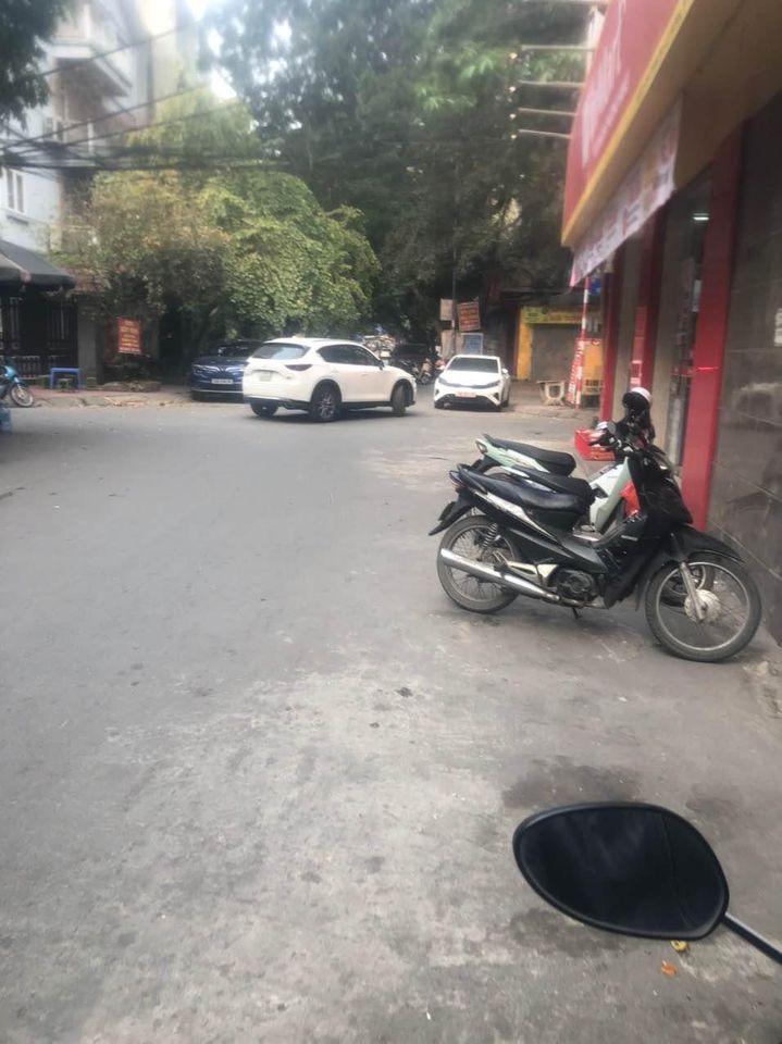 Bán Nhà Phân Lô Căn Góc 2 Mặt Oto Tránh Via Hè Dừng Đỗ Ngày Đêm Kinh Doanh Đa Dạng Ngõ Thông Giá Đầu Tư Phạm Tuấn Tài