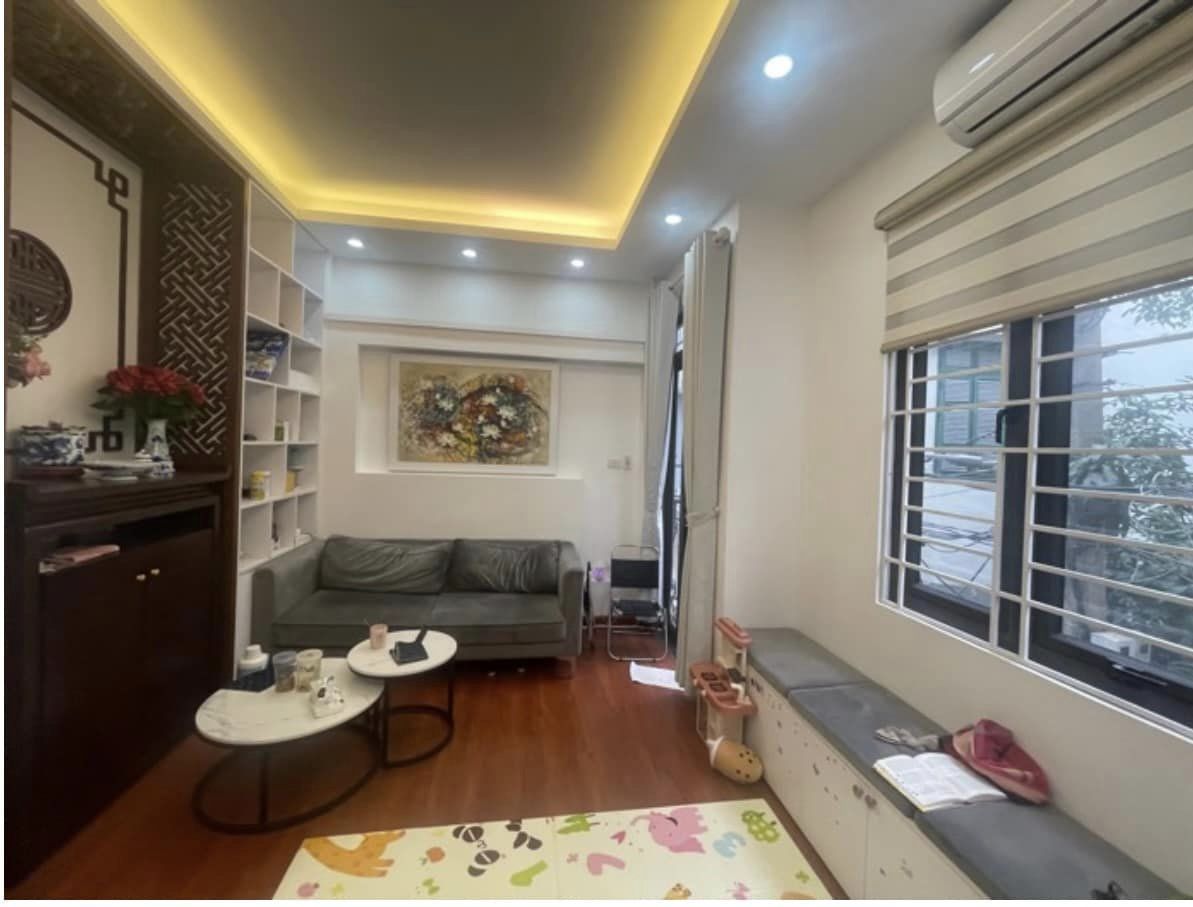 Bán nhà 52m2 phố Hồng Tiến, Long Biên Gara Ô tô tránh 6 tầng Thang máy XỊN 10.2 Tỷ