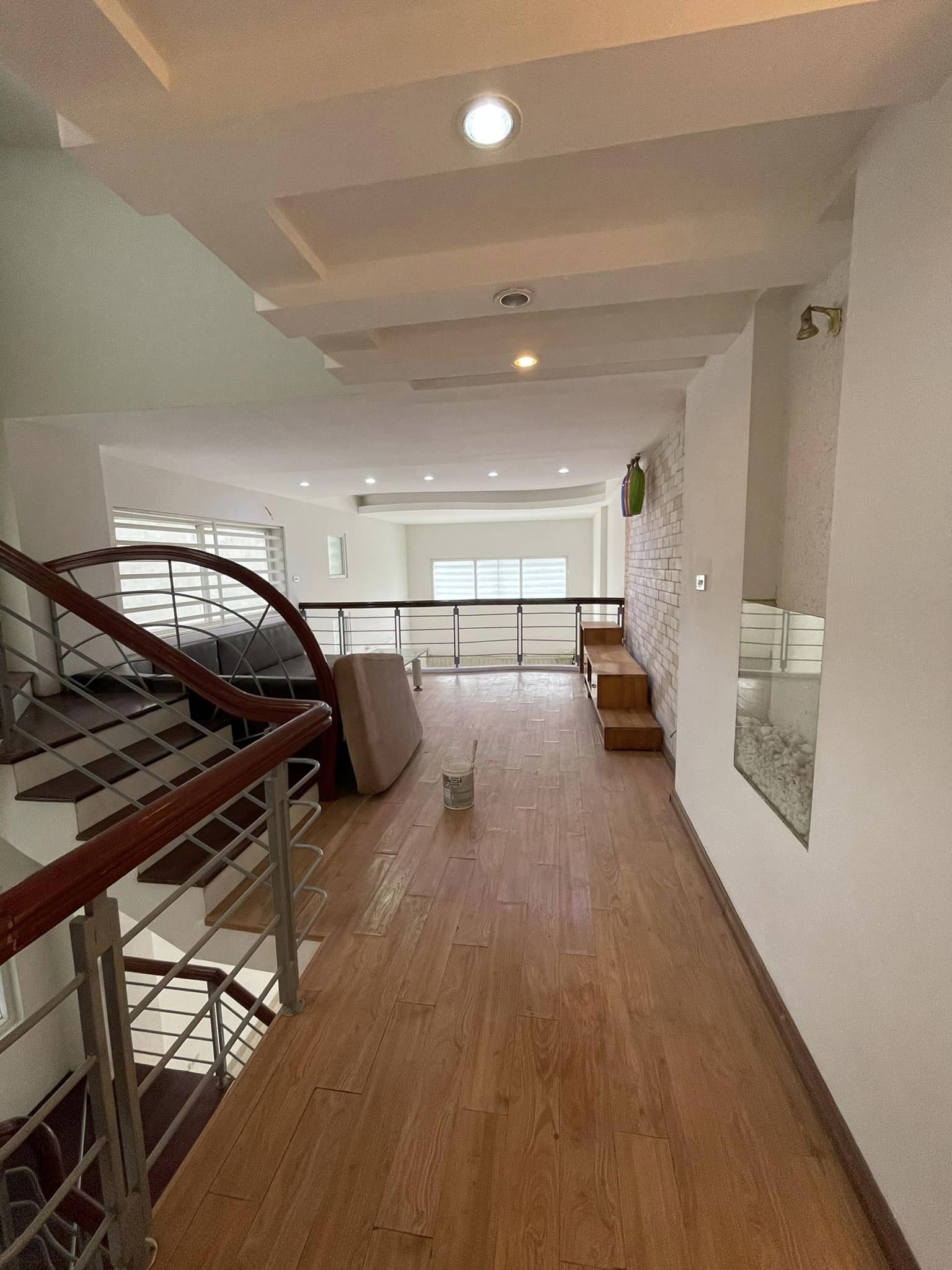 Rẻ bất ngờ phố Mễ Trì Thượng dân xây 44m2 x 5T - ô tô đỗ cửa - Kd – 4,4 tỷ.