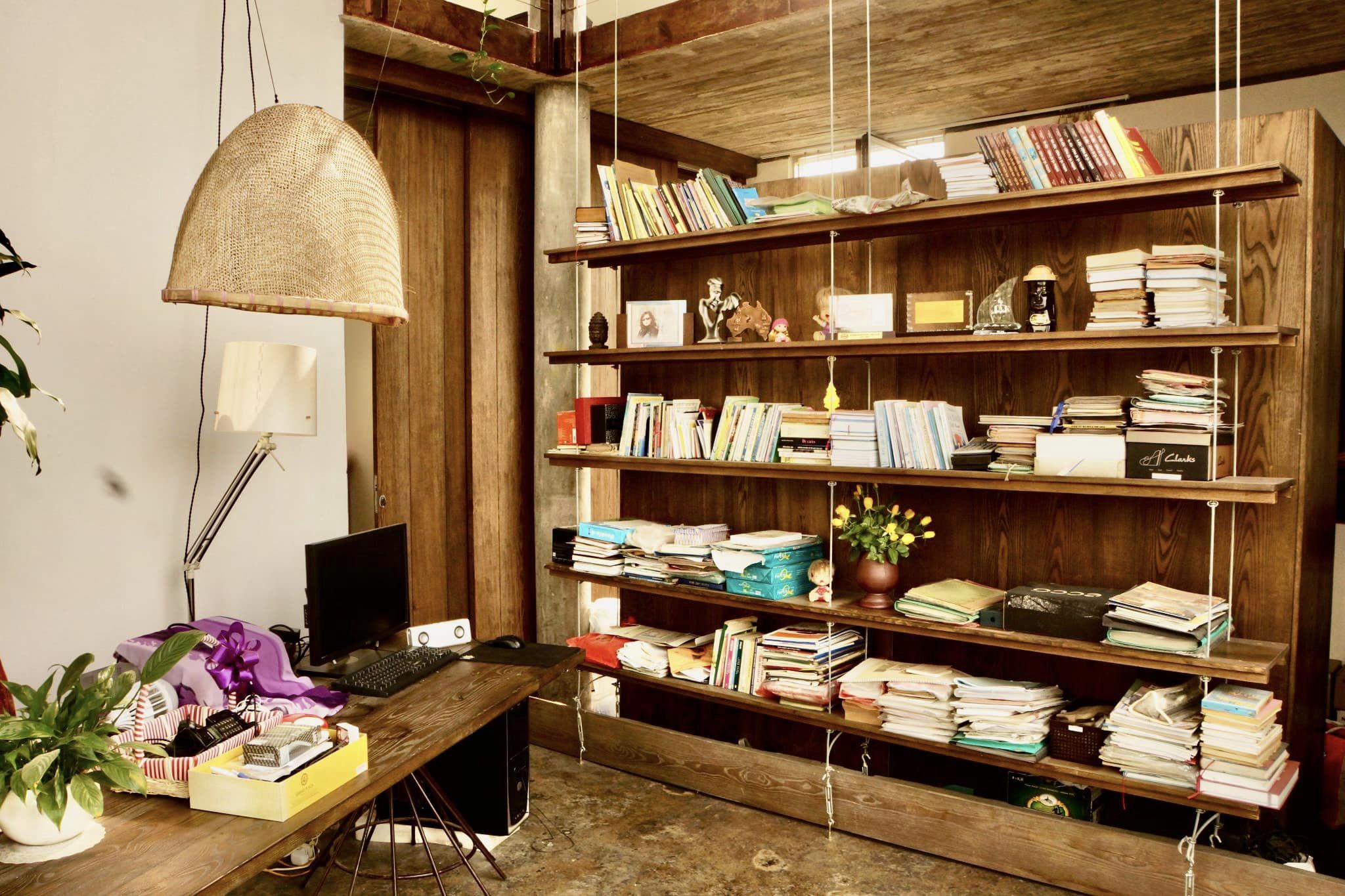 Bán ngôi nhà 102m2 phố Nguyễn Văn Cừ, Long Biên Gara Ô tô 7 chỗ Thang máy Kinh doanh đắc địa 13.5 Tỷ