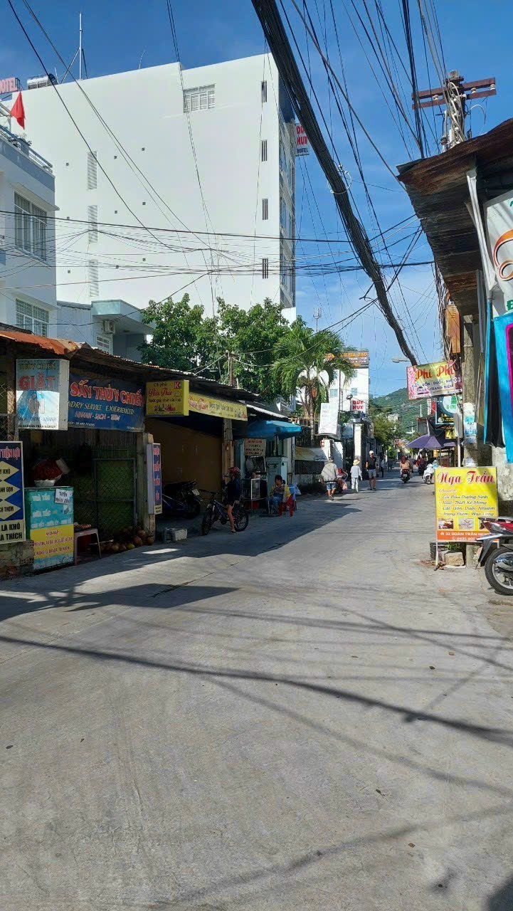 Bán lô đất mặt tiền Đoàn Trần Nghiệp, Vĩnh Phước, Nha Trang.