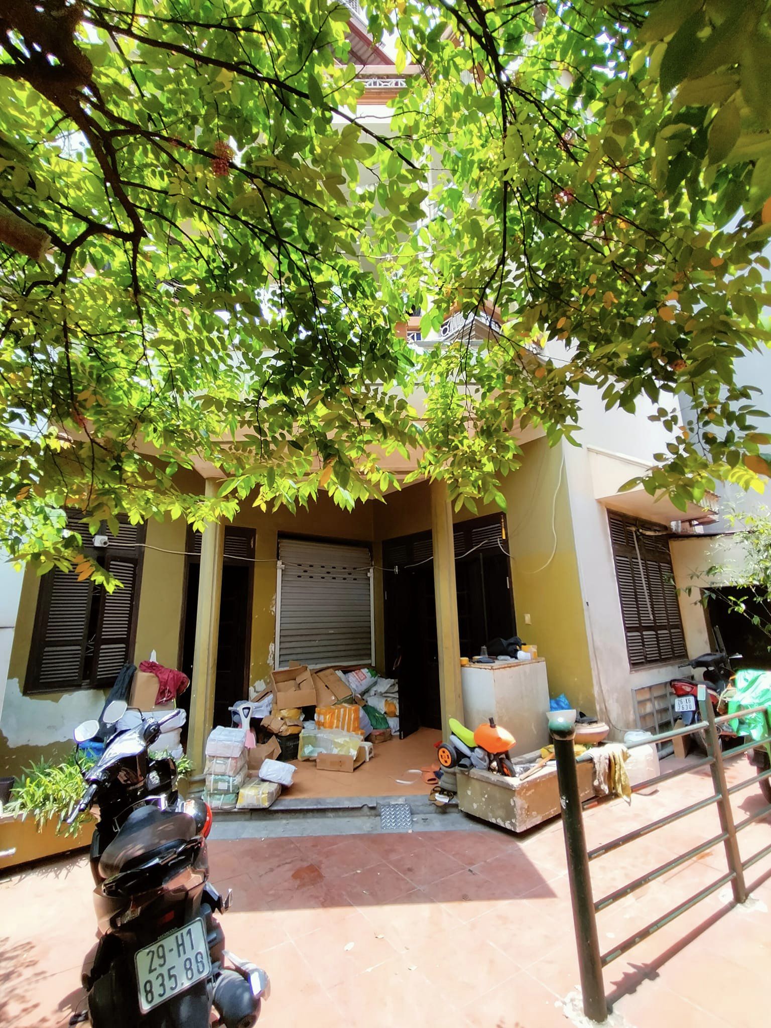 BÁN ĐẤT VÕ CHÍ CÔNG, CẦU GIẤY SẴN NHÀ 3 TẦNG - GIÁ ĐẦU TƯ XÂY CCMN