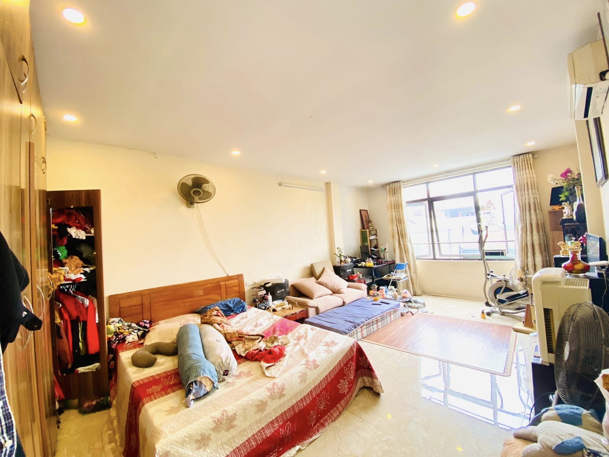 BÁN NHÀ MẶT PHỐ BẠCH ĐẰNG HOÀN KIẾM-50M 9TỶ-THÔNG SÀN-GIÁ TỐT-KINH DOANH ĐỈNH